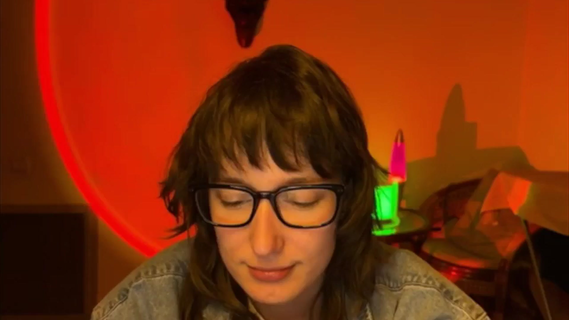 Gallery image thumbnail from LoooneyTunes's myfreecams stream on, 04/30/2025, 20:41 image 2 of 20