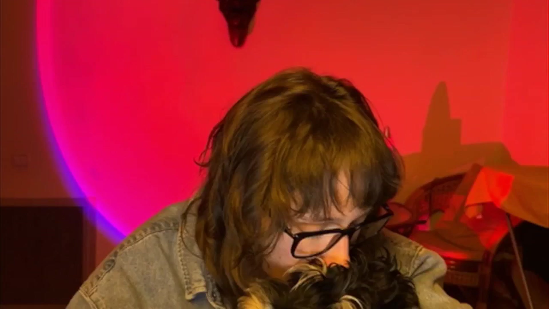 Gallery image thumbnail from LoooneyTunes's myfreecams stream on, 04/30/2025, 21:18 image 15 of 20
