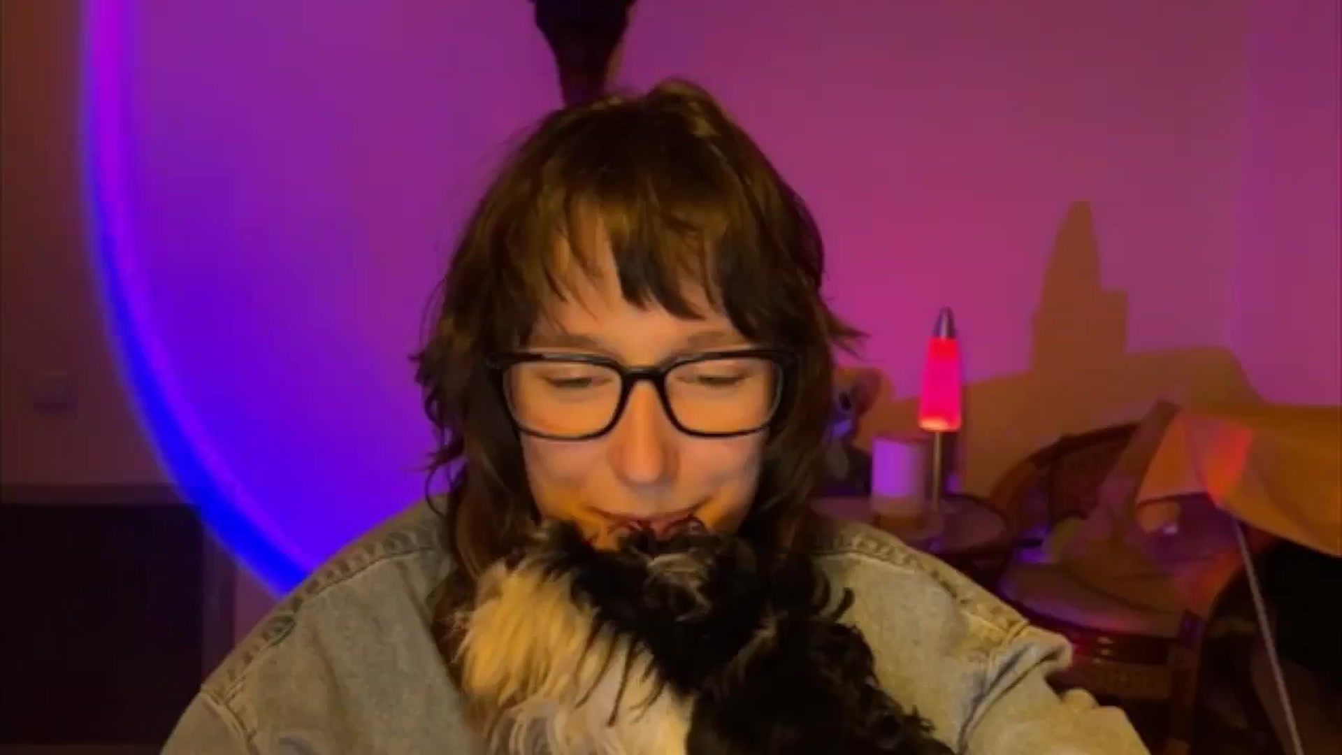 Gallery image thumbnail from LoooneyTunes's myfreecams stream on, 04/30/2025, 21:18 image 11 of 20