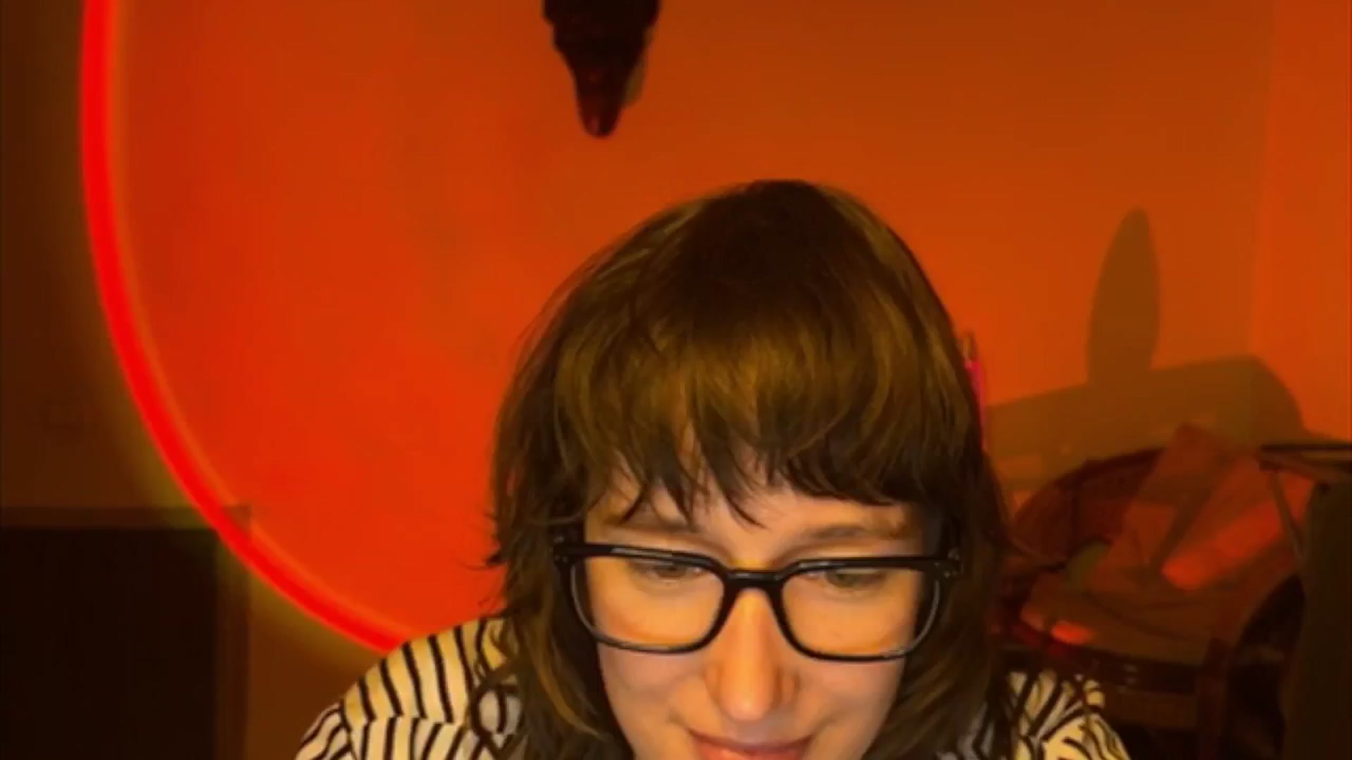 Gallery image thumbnail from LoooneyTunes's myfreecams stream on, 05/01/2025, 21:24 image 20 of 20
