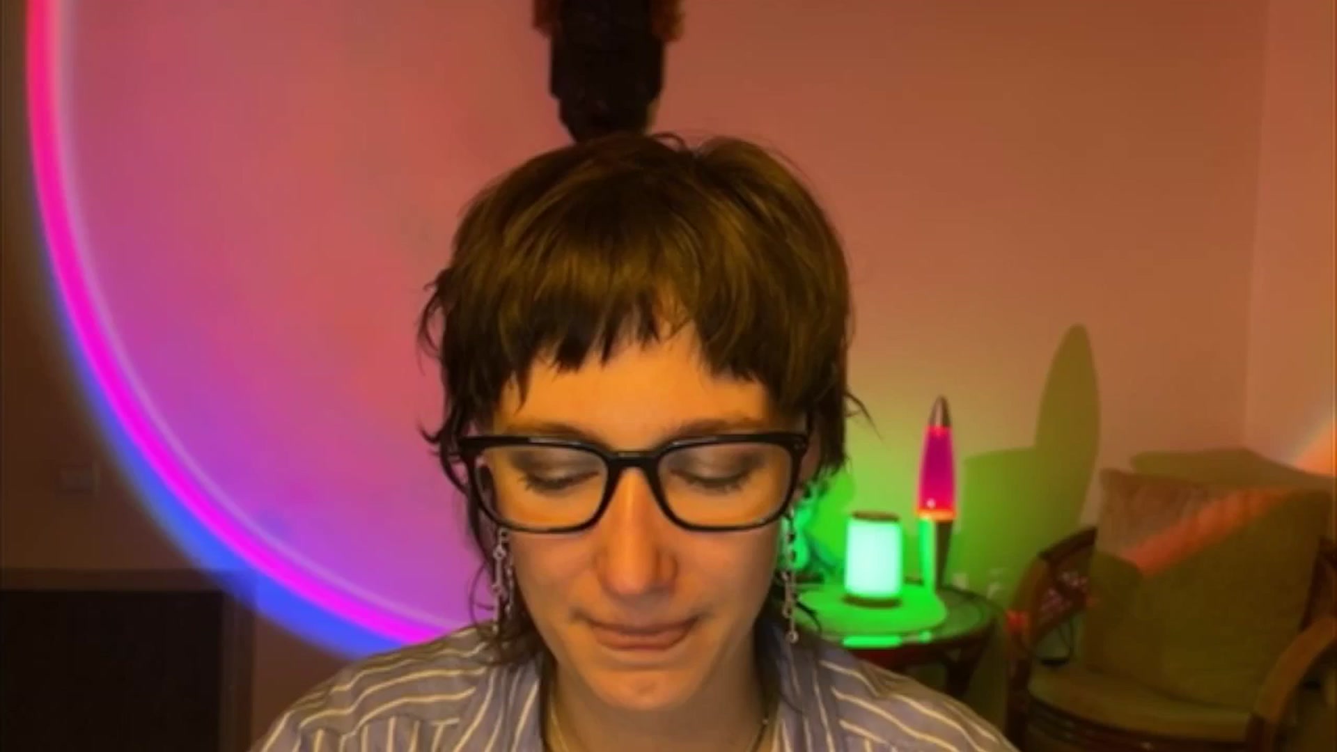 Gallery image thumbnail from LoooneyTunes's myfreecams stream on, 05/05/2025, 20:28 image 2 of 20