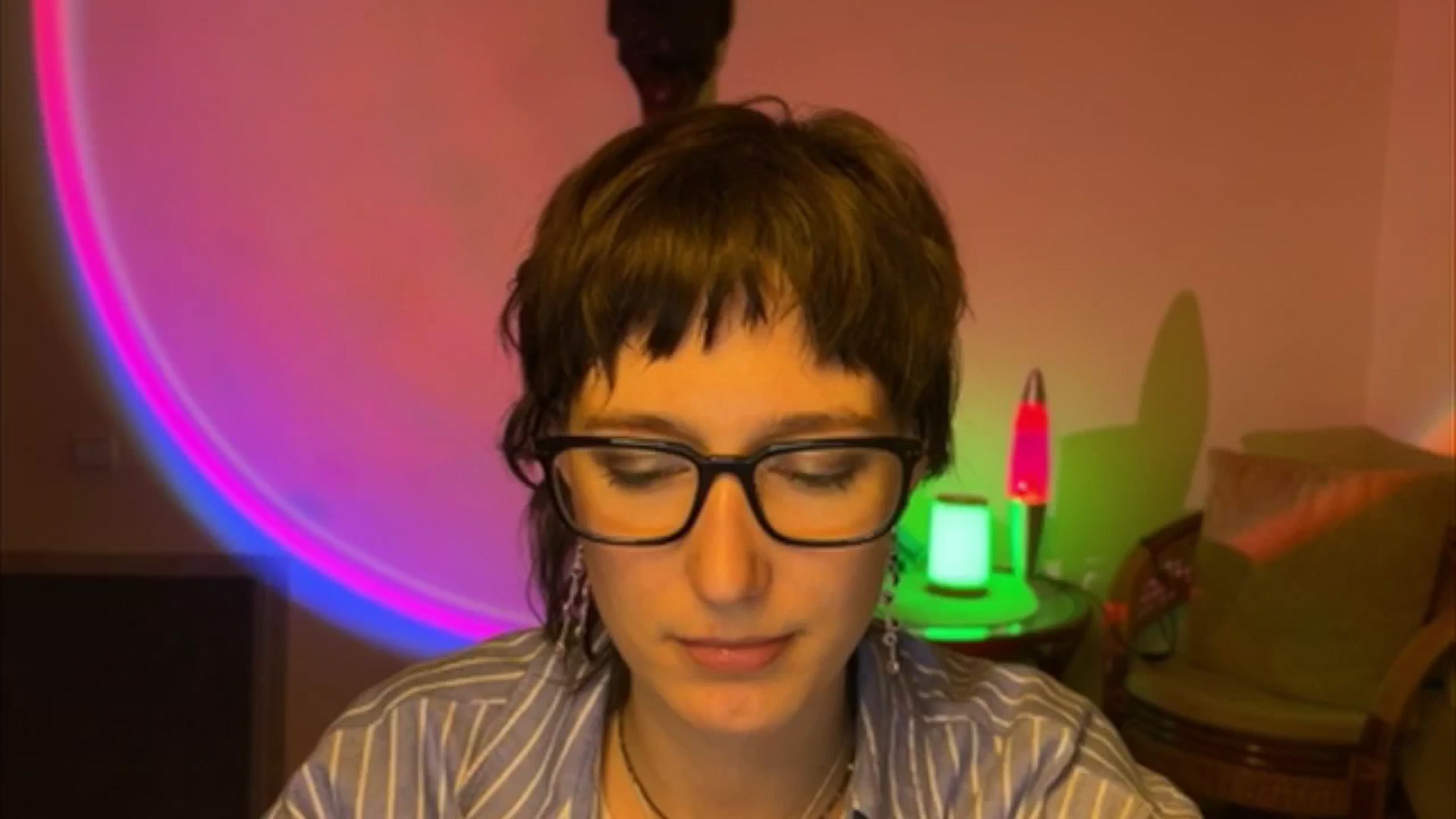 Gallery image thumbnail from LoooneyTunes's myfreecams stream on, 05/05/2025, 22:36 image 2 of 20