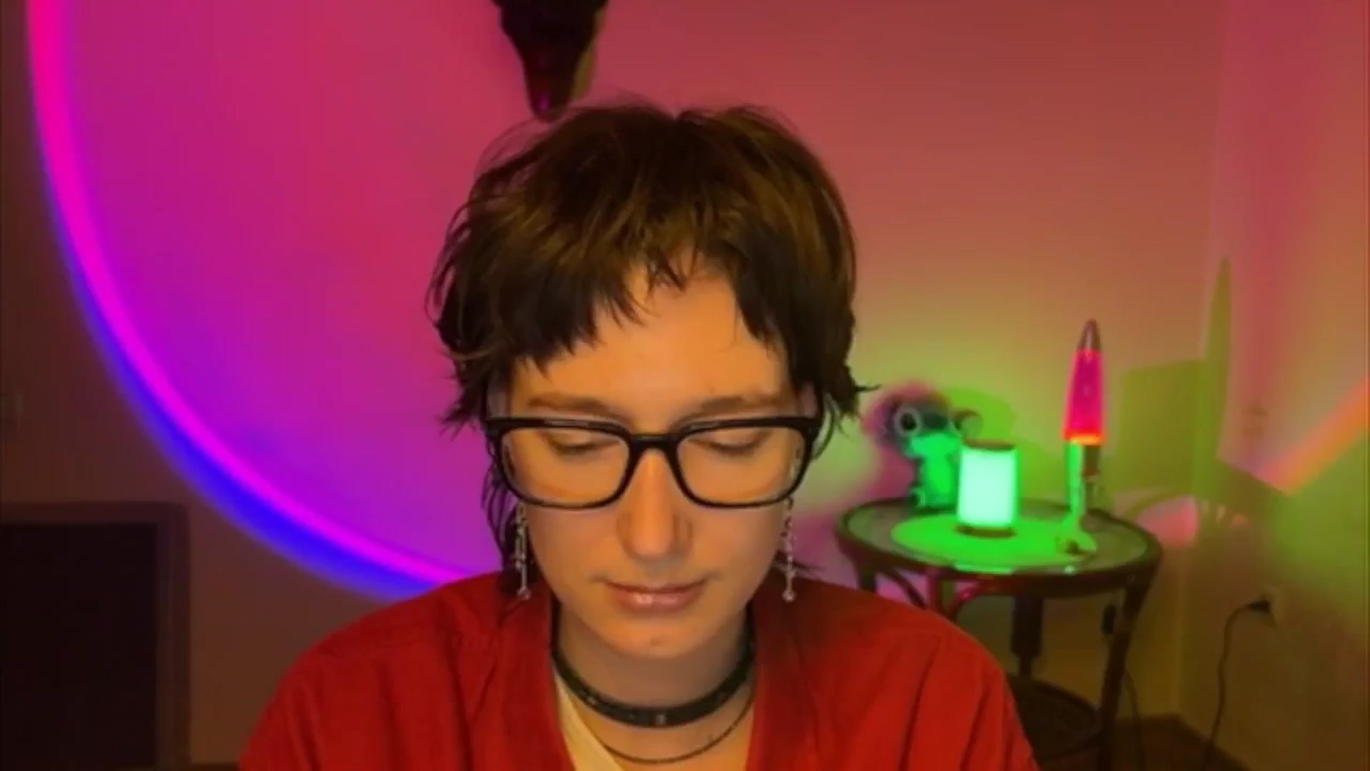 Gallery image thumbnail from LoooneyTunes's myfreecams stream on, 05/13/2025, 17:02 image 19 of 20