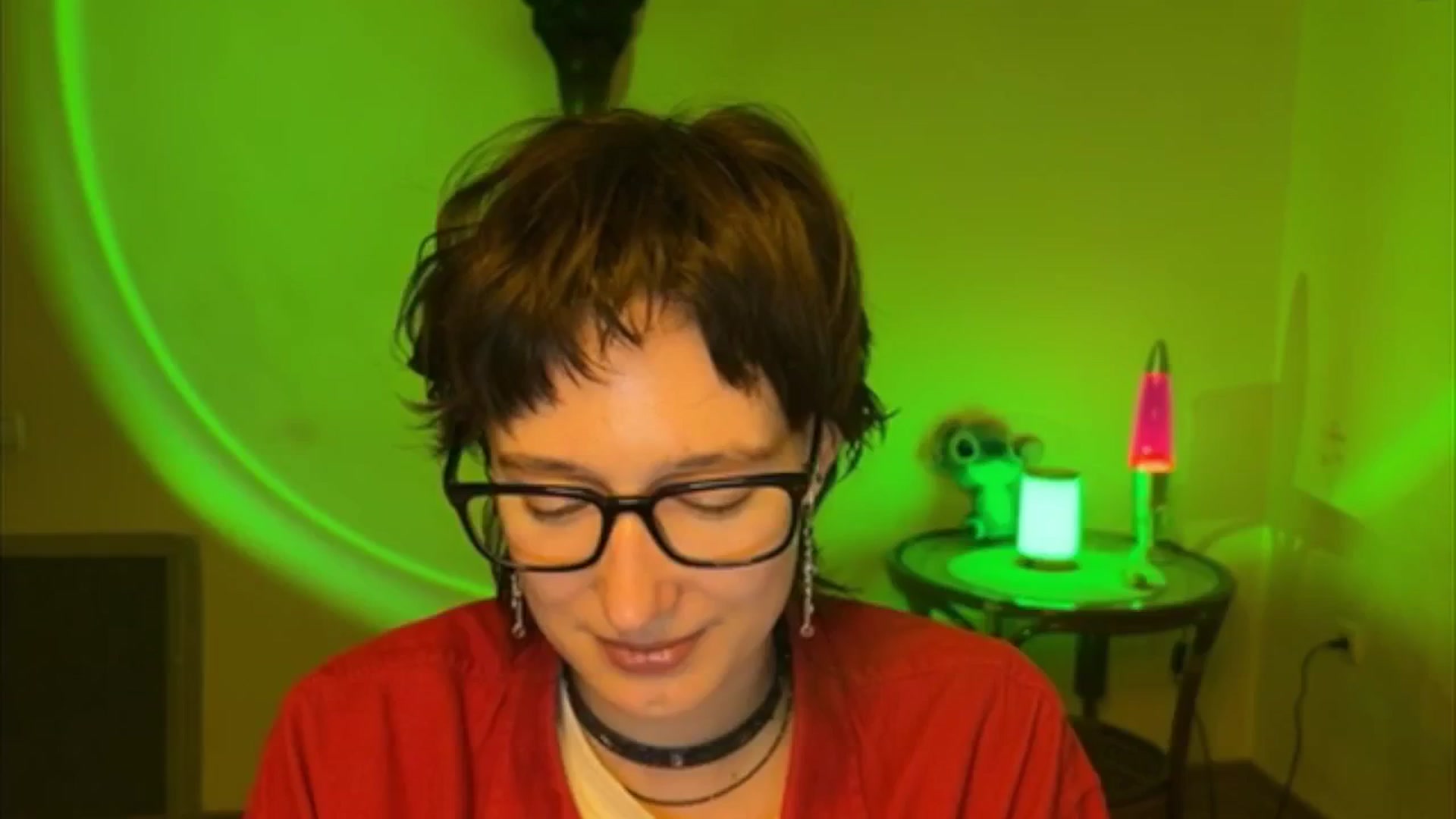 Gallery image thumbnail from LoooneyTunes's myfreecams stream on, 05/13/2025, 17:02 image 15 of 20