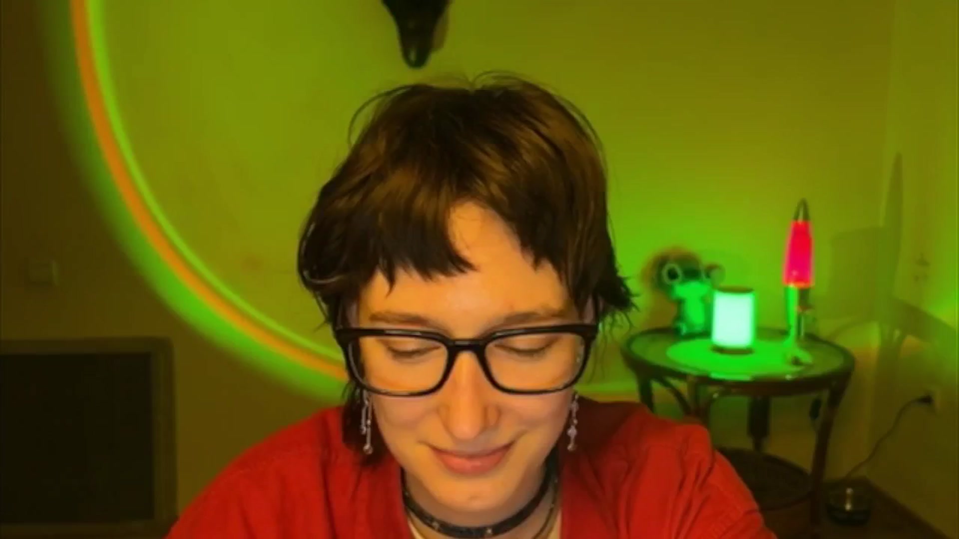 Gallery image thumbnail from LoooneyTunes's myfreecams stream on, 05/13/2025, 19:33 image 5 of 20