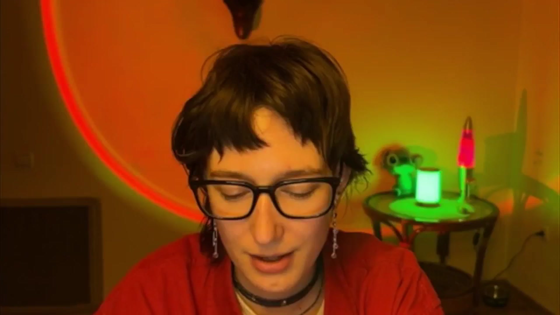 Gallery image thumbnail from LoooneyTunes's myfreecams stream on, 05/13/2025, 19:33 image 6 of 20