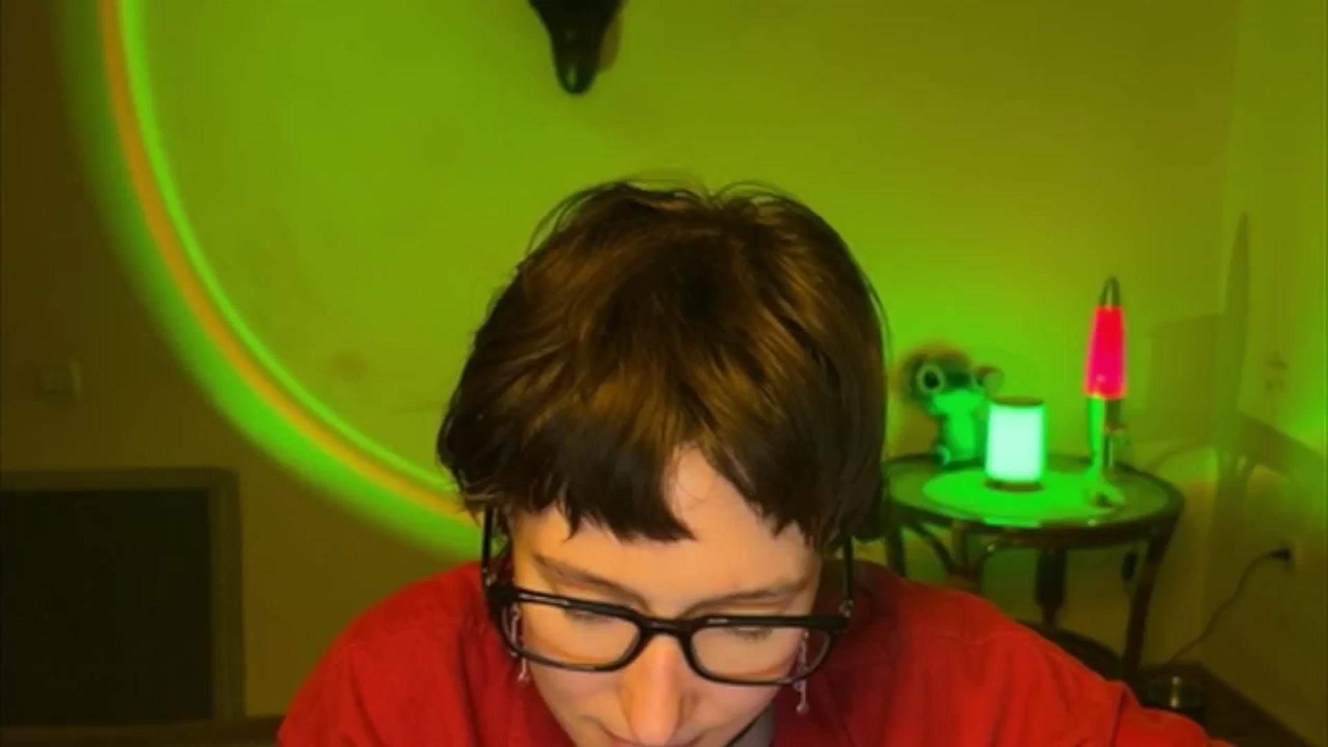 Gallery image thumbnail from LoooneyTunes's myfreecams stream on, 05/13/2025, 19:33 image 20 of 20