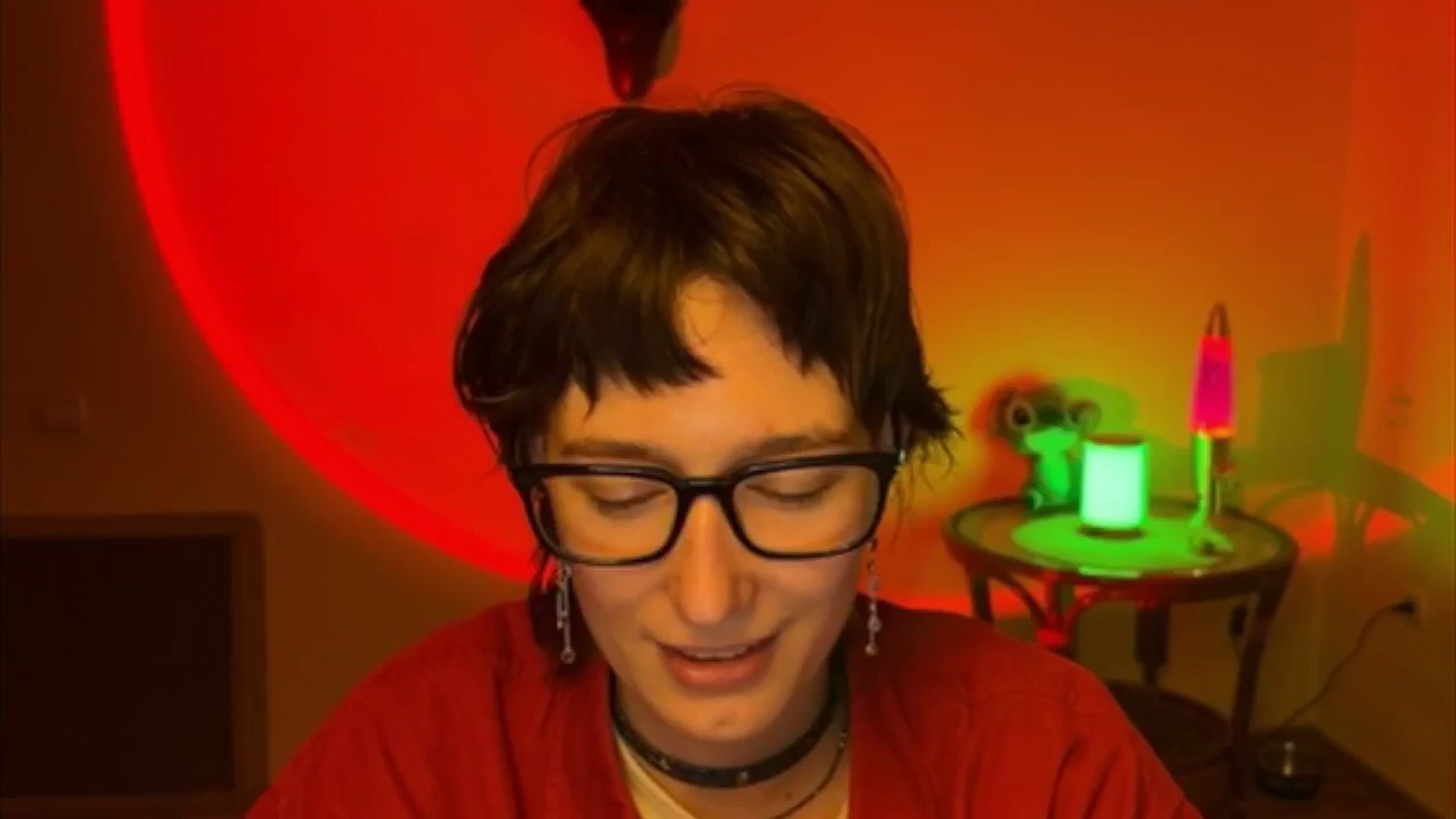 Gallery image thumbnail from LoooneyTunes's myfreecams stream on, 05/13/2025, 19:33 image 7 of 20