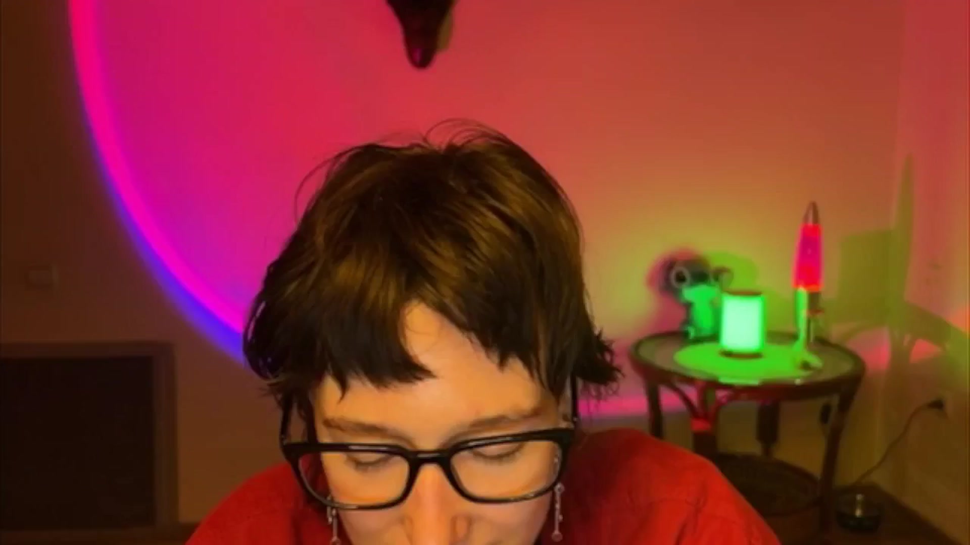 Gallery image thumbnail from LoooneyTunes's myfreecams stream on, 05/13/2025, 19:48 image 4 of 20