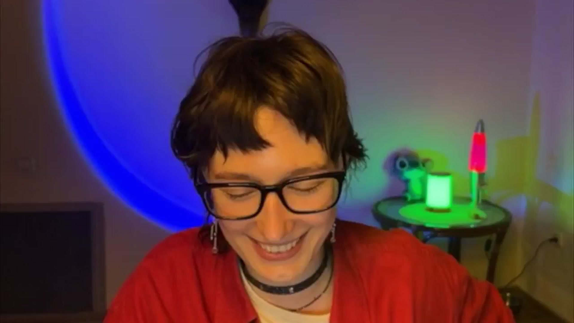 Gallery image thumbnail from LoooneyTunes's myfreecams stream on, 05/13/2025, 19:48 image 16 of 20