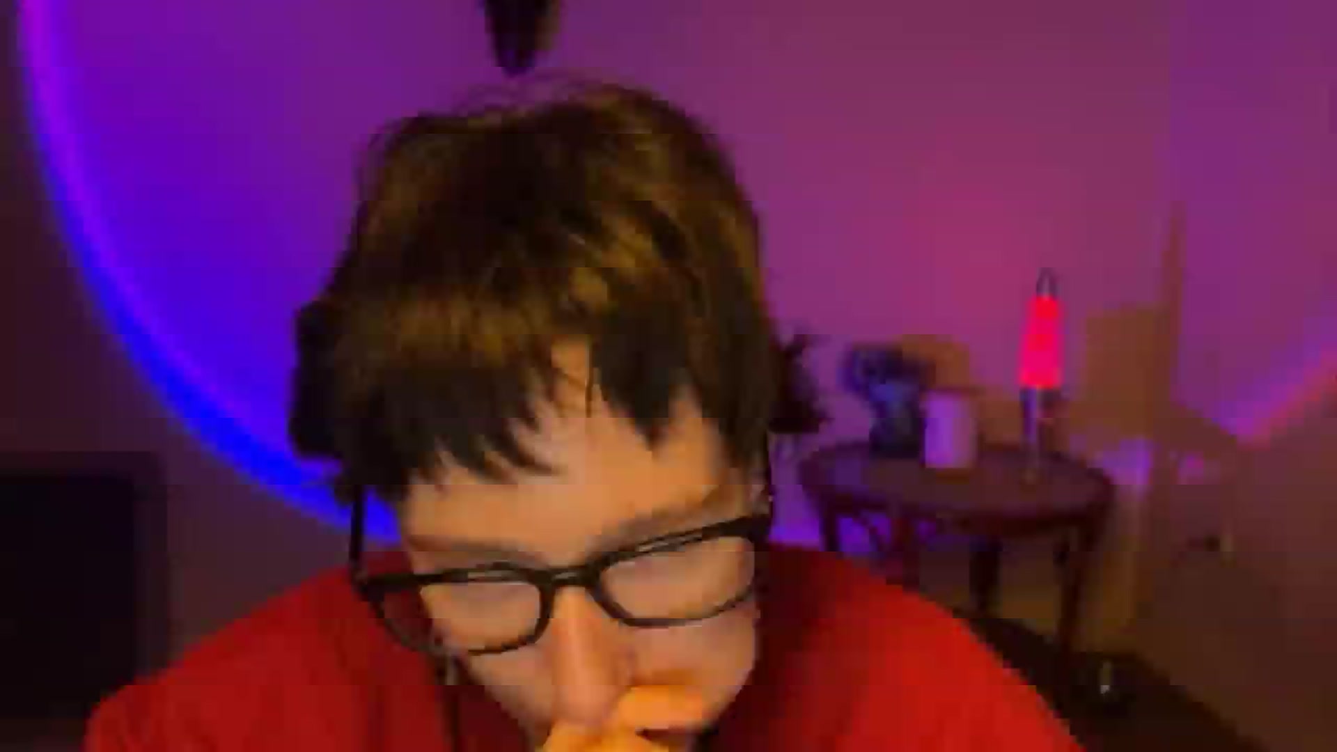 Gallery image thumbnail from LoooneyTunes's myfreecams stream on, 05/13/2025, 21:03 image 7 of 20