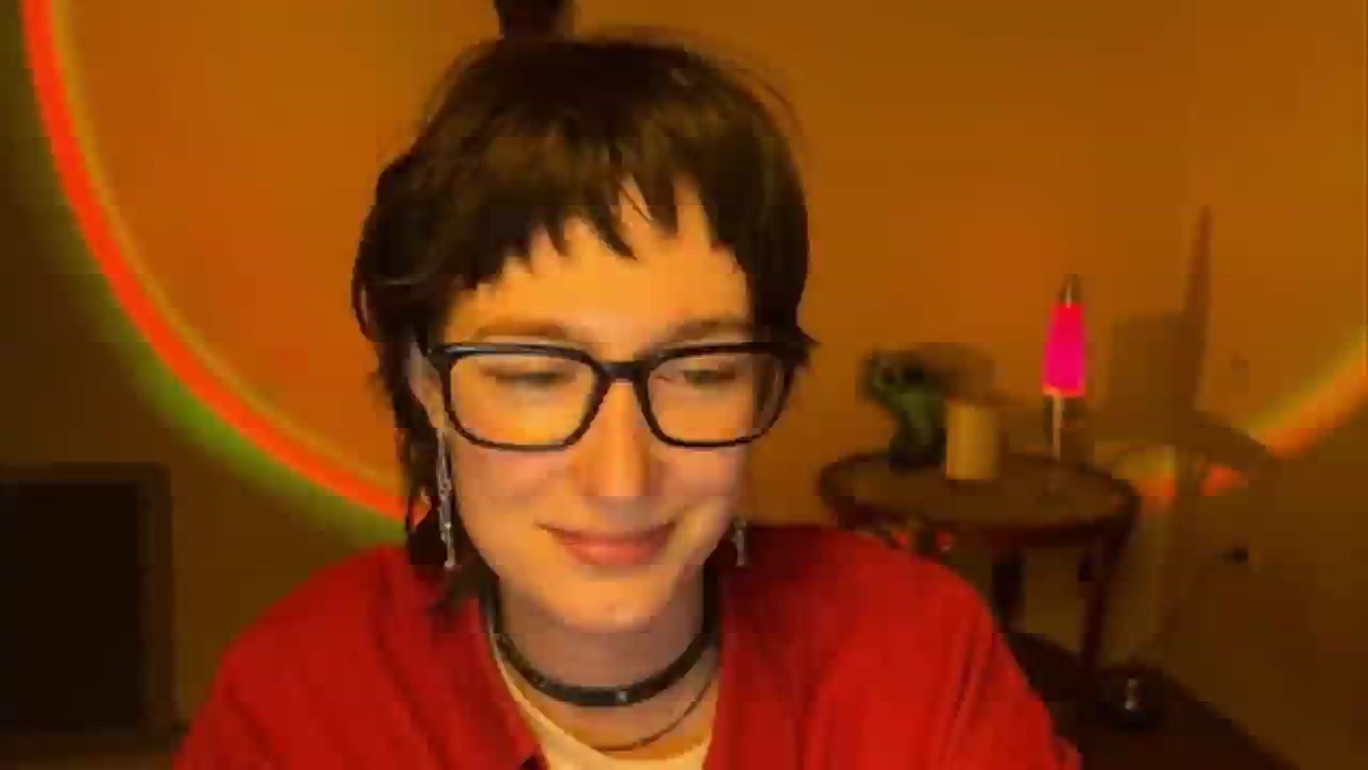 Gallery image thumbnail from LoooneyTunes's myfreecams stream on, 05/13/2025, 21:03 image 10 of 20
