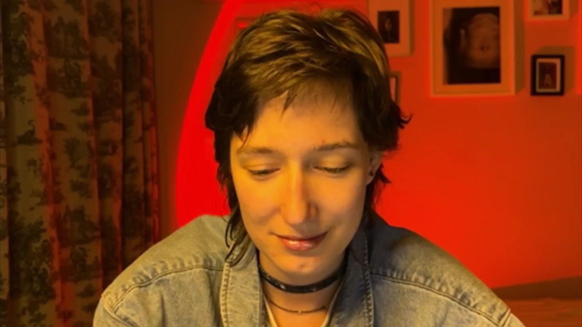 Gallery image thumbnail from LoooneyTunes's myfreecams stream on, 05/14/2025, 20:42 image 9 of 20