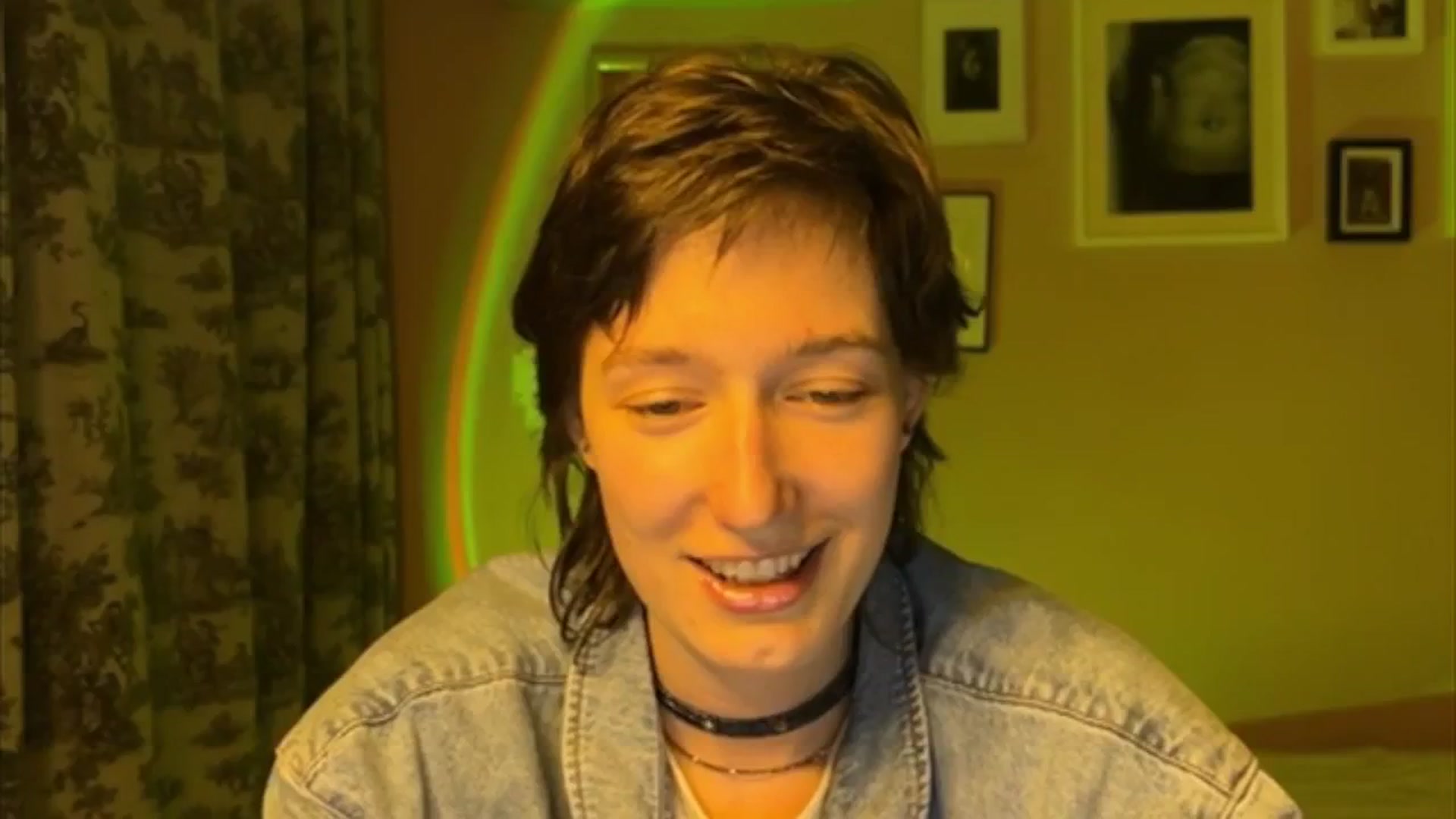 Gallery image thumbnail from LoooneyTunes's myfreecams stream on, 05/14/2025, 20:42 image 19 of 20
