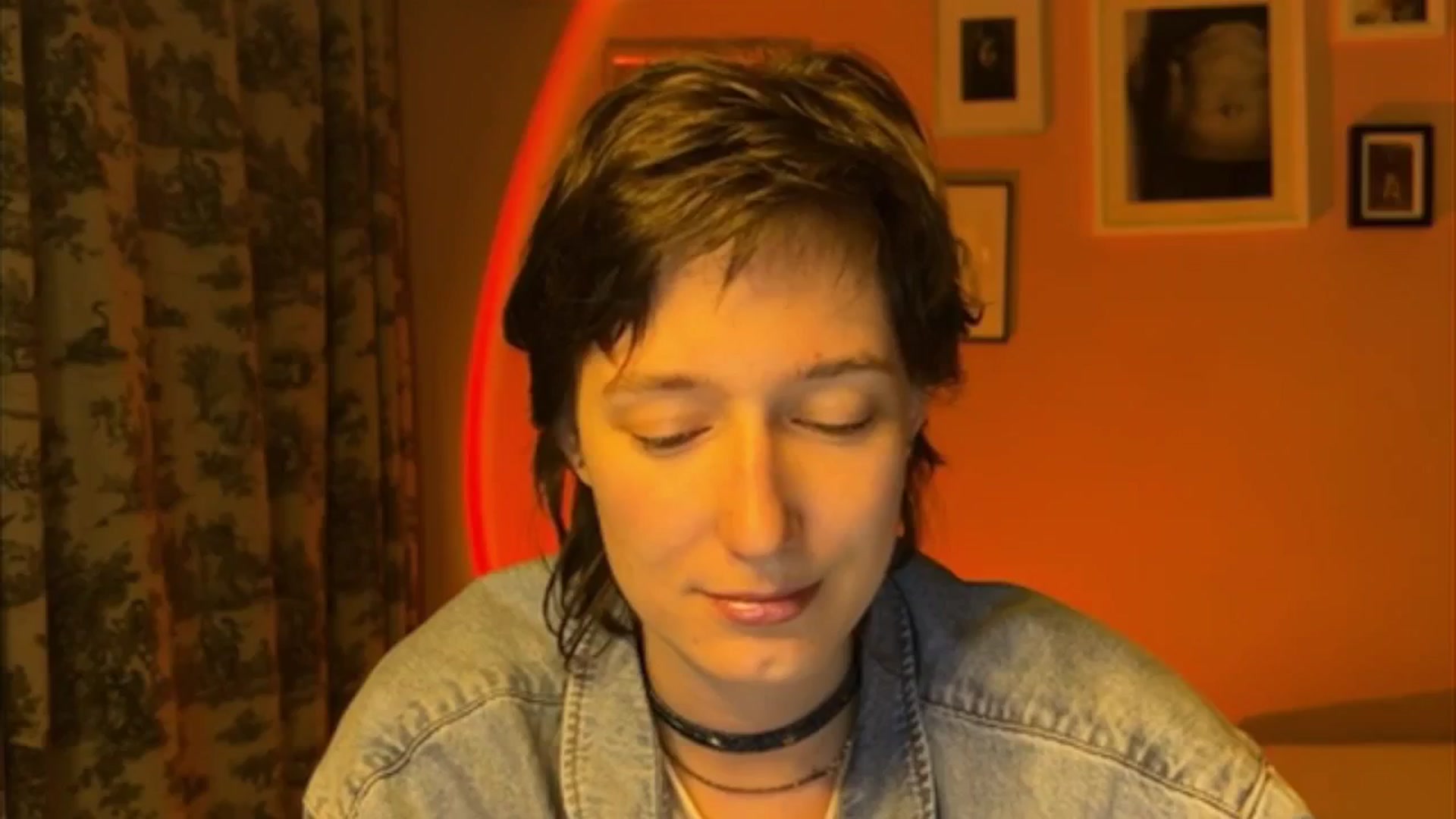 Gallery image thumbnail from LoooneyTunes's myfreecams stream on, 05/14/2025, 21:12 image 2 of 20