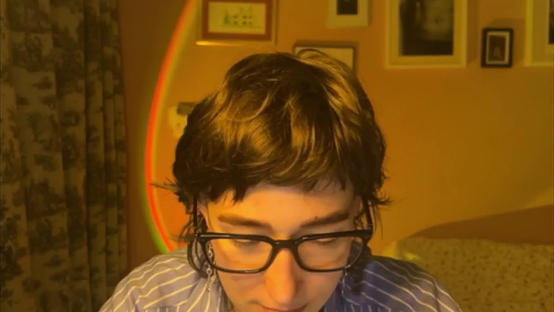 Gallery image thumbnail from LoooneyTunes's myfreecams stream on, 05/15/2025, 19:11 image 5 of 20
