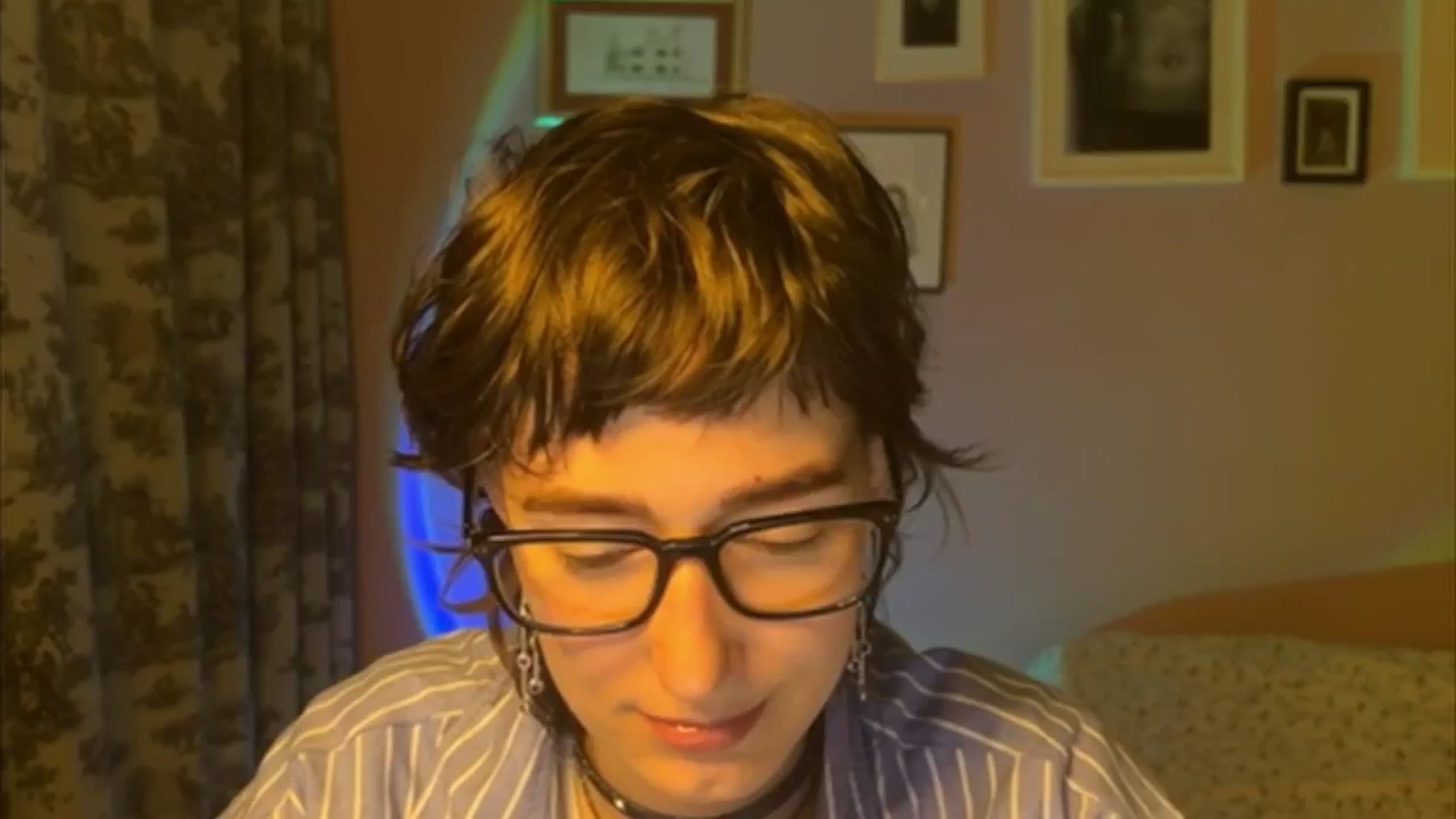 Gallery image thumbnail from LoooneyTunes's myfreecams stream on, 05/15/2025, 20:36 image 4 of 20
