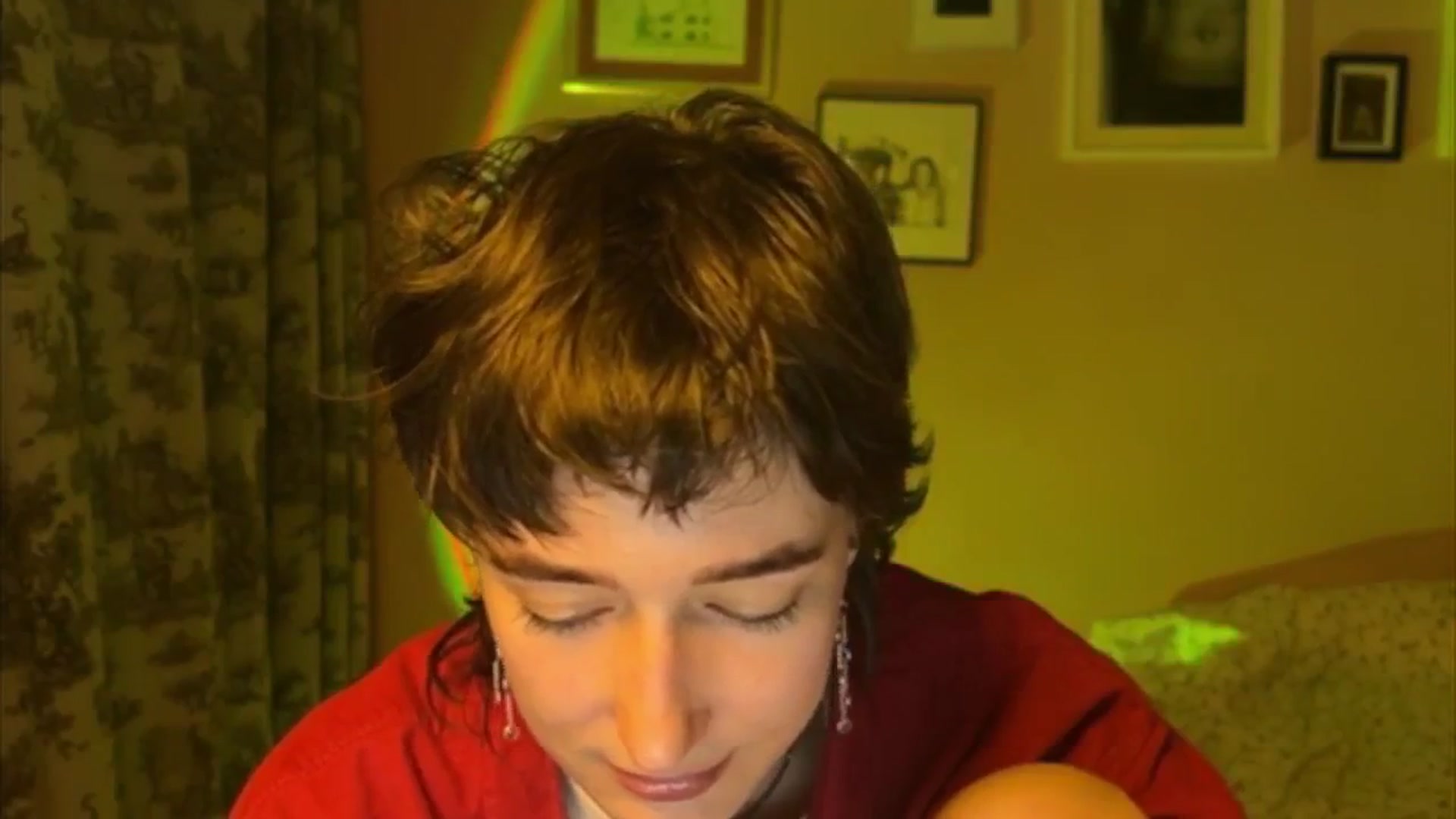 Gallery image thumbnail from LoooneyTunes's myfreecams stream on, 05/16/2025, 22:00 image 5 of 20