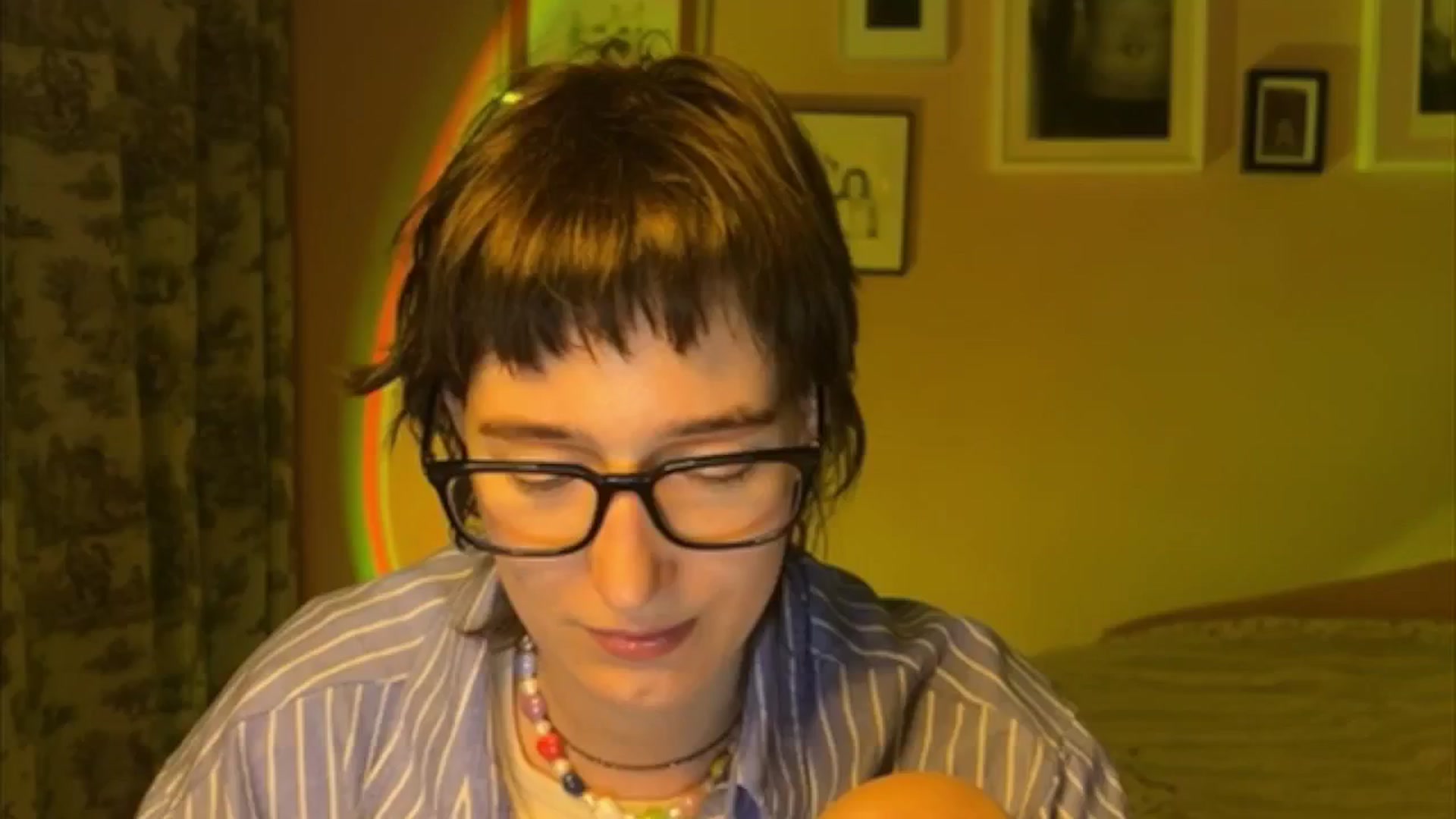 Gallery image thumbnail from LoooneyTunes's myfreecams stream on, 05/18/2025, 20:49 image 5 of 20