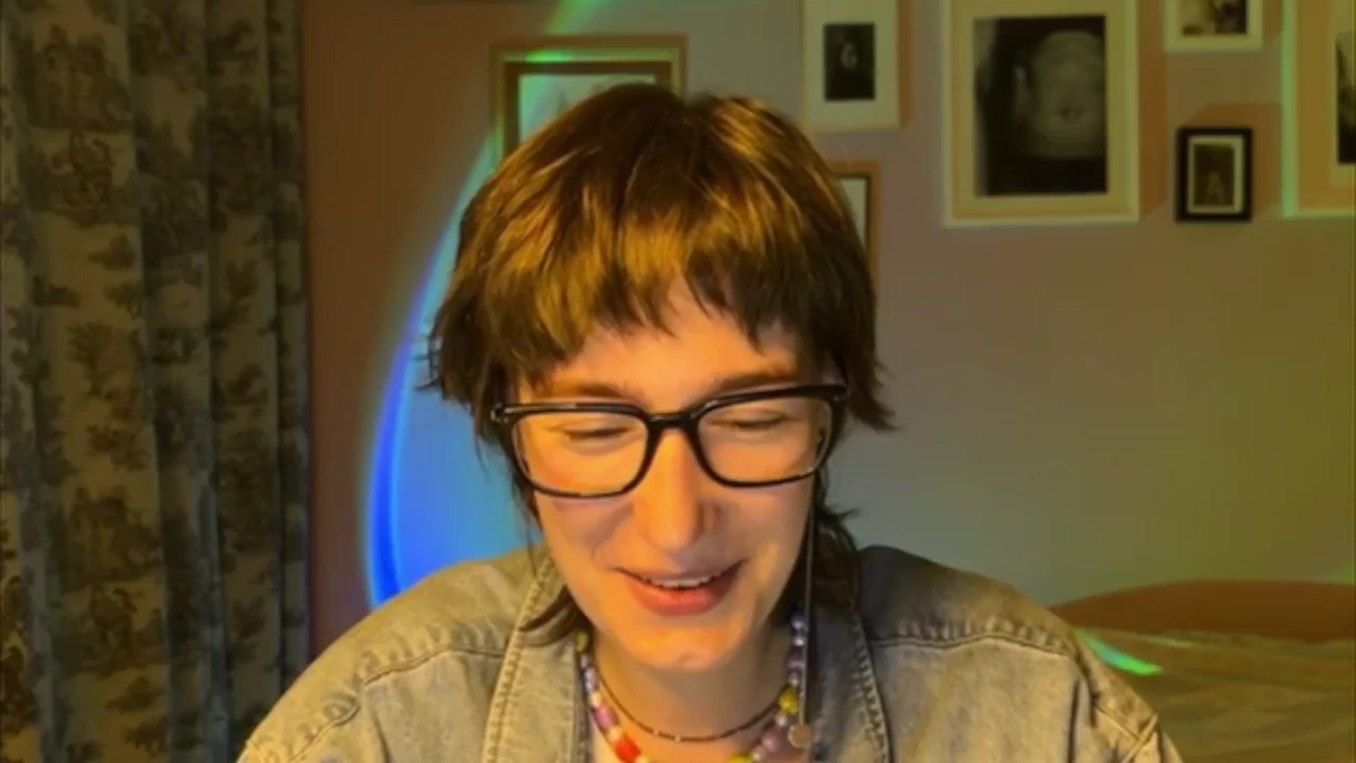 Gallery image thumbnail from LoooneyTunes's myfreecams stream on, 05/20/2025, 22:24 image 18 of 20