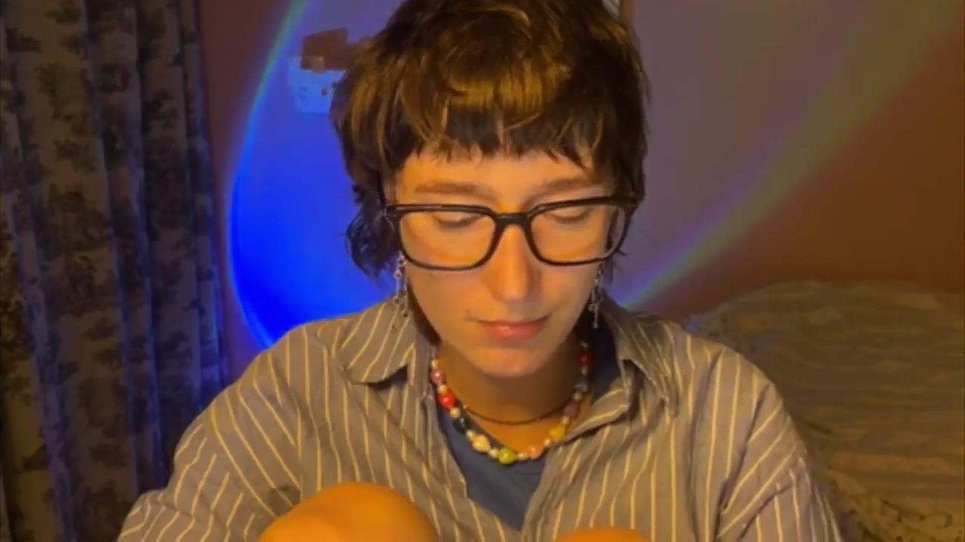 Gallery image thumbnail from LoooneyTunes's myfreecams stream on, 05/26/2025, 18:44 image 13 of 20