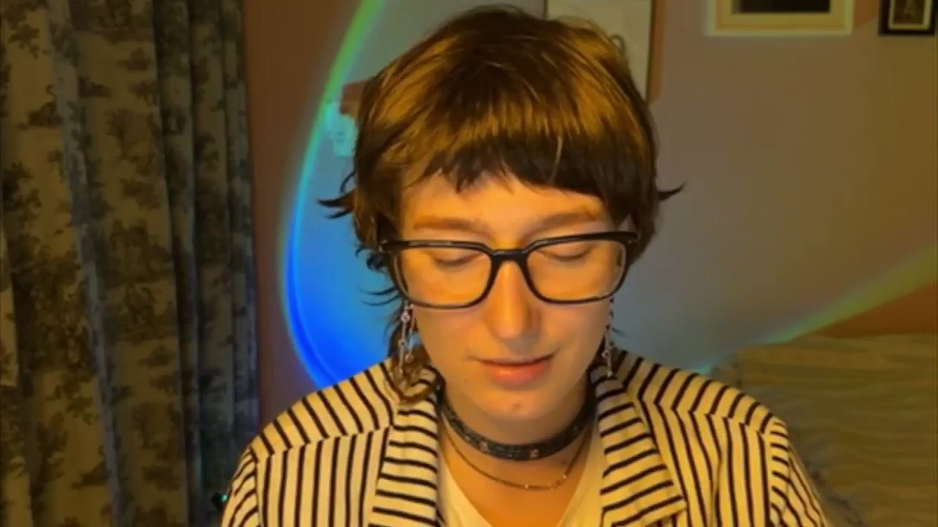 Gallery image thumbnail from LoooneyTunes's myfreecams stream on, 05/27/2025, 19:52 image 11 of 20