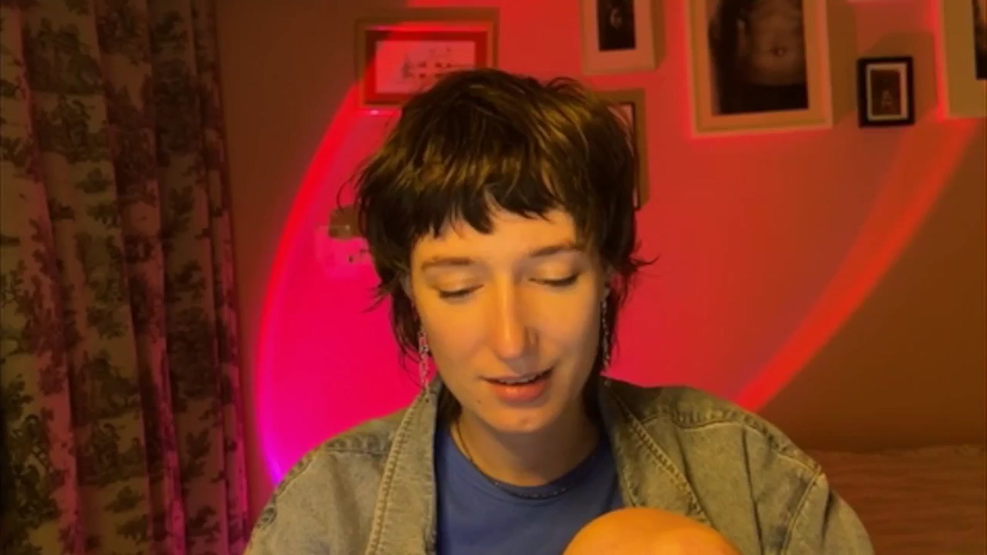 Gallery image thumbnail from LoooneyTunes's myfreecams stream on, 05/29/2025, 21:41 image 2 of 20