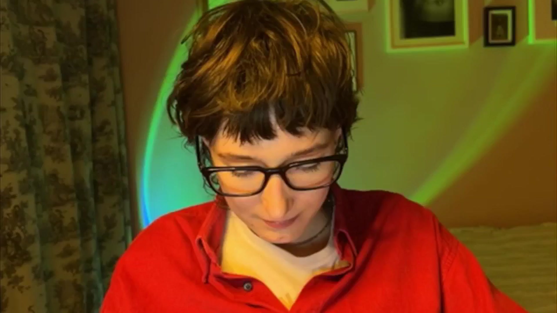 Gallery image thumbnail from LoooneyTunes's myfreecams stream on, 05/30/2025, 20:11 image 13 of 20