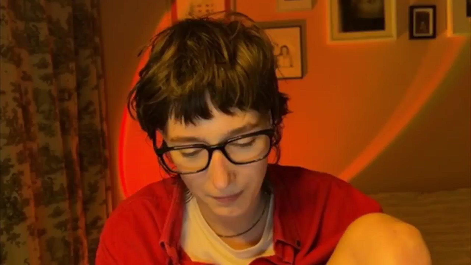 Gallery image thumbnail from LoooneyTunes's myfreecams stream on, 05/30/2025, 20:11 image 2 of 20