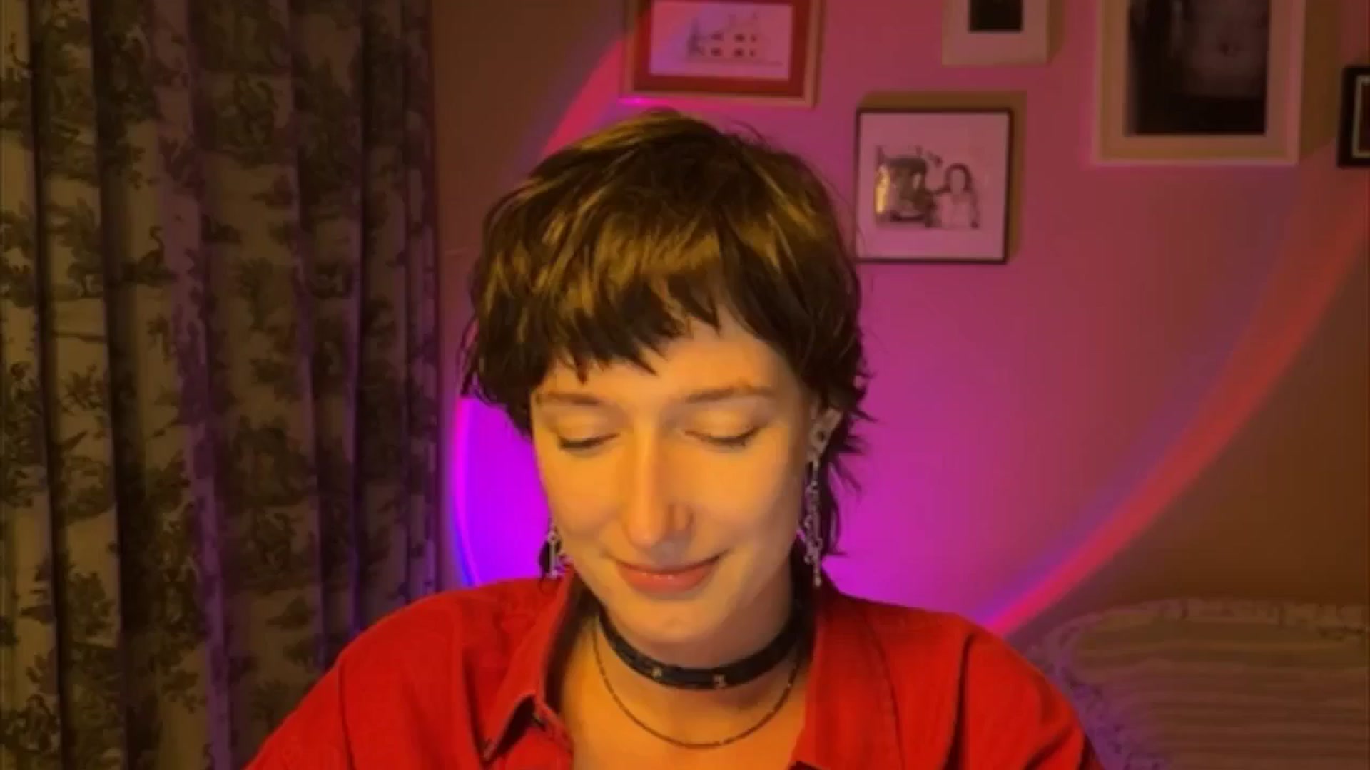 Gallery image thumbnail from LoooneyTunes's myfreecams stream on, 05/31/2025, 21:09 image 3 of 20
