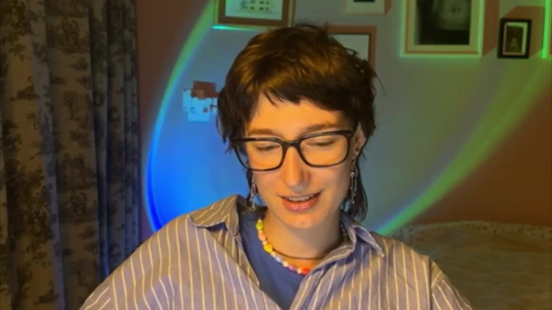 Gallery image thumbnail from LoooneyTunes's myfreecams stream on, 06/01/2025, 22:36 image 17 of 20