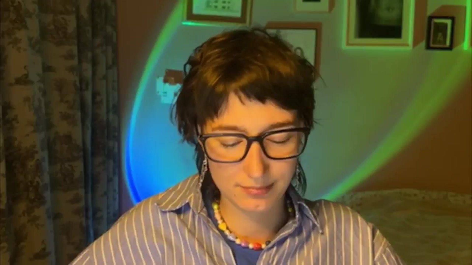 Gallery image thumbnail from LoooneyTunes's myfreecams stream on, 06/01/2025, 22:36 image 9 of 20