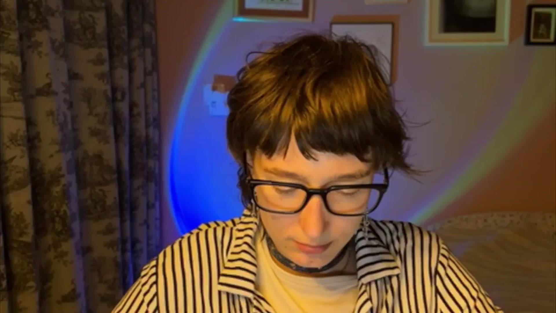 Gallery image thumbnail from LoooneyTunes's myfreecams stream on, 06/02/2025, 19:09 image 10 of 20