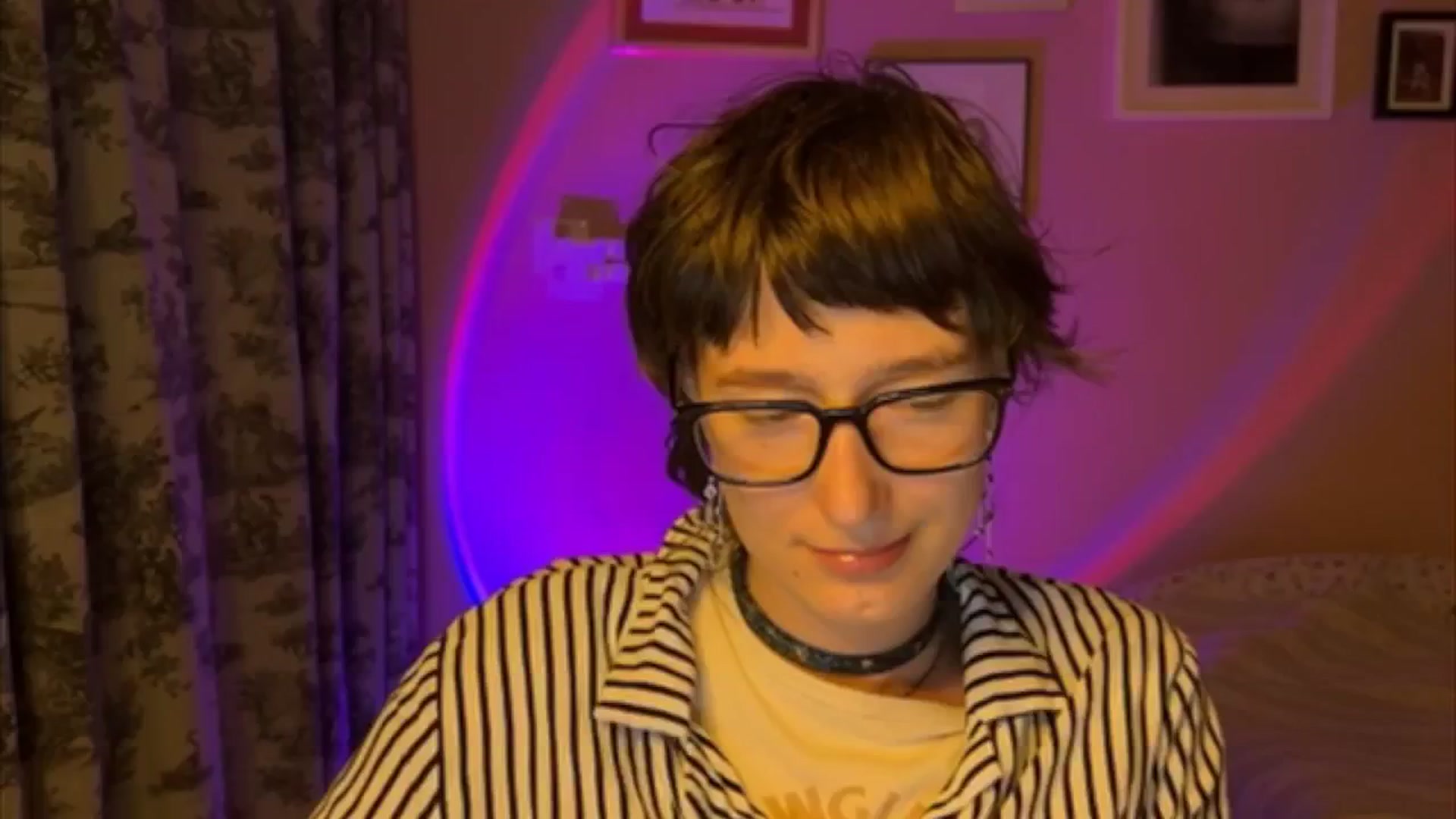 Gallery image thumbnail from LoooneyTunes's myfreecams stream on, 06/02/2025, 19:09 image 20 of 20