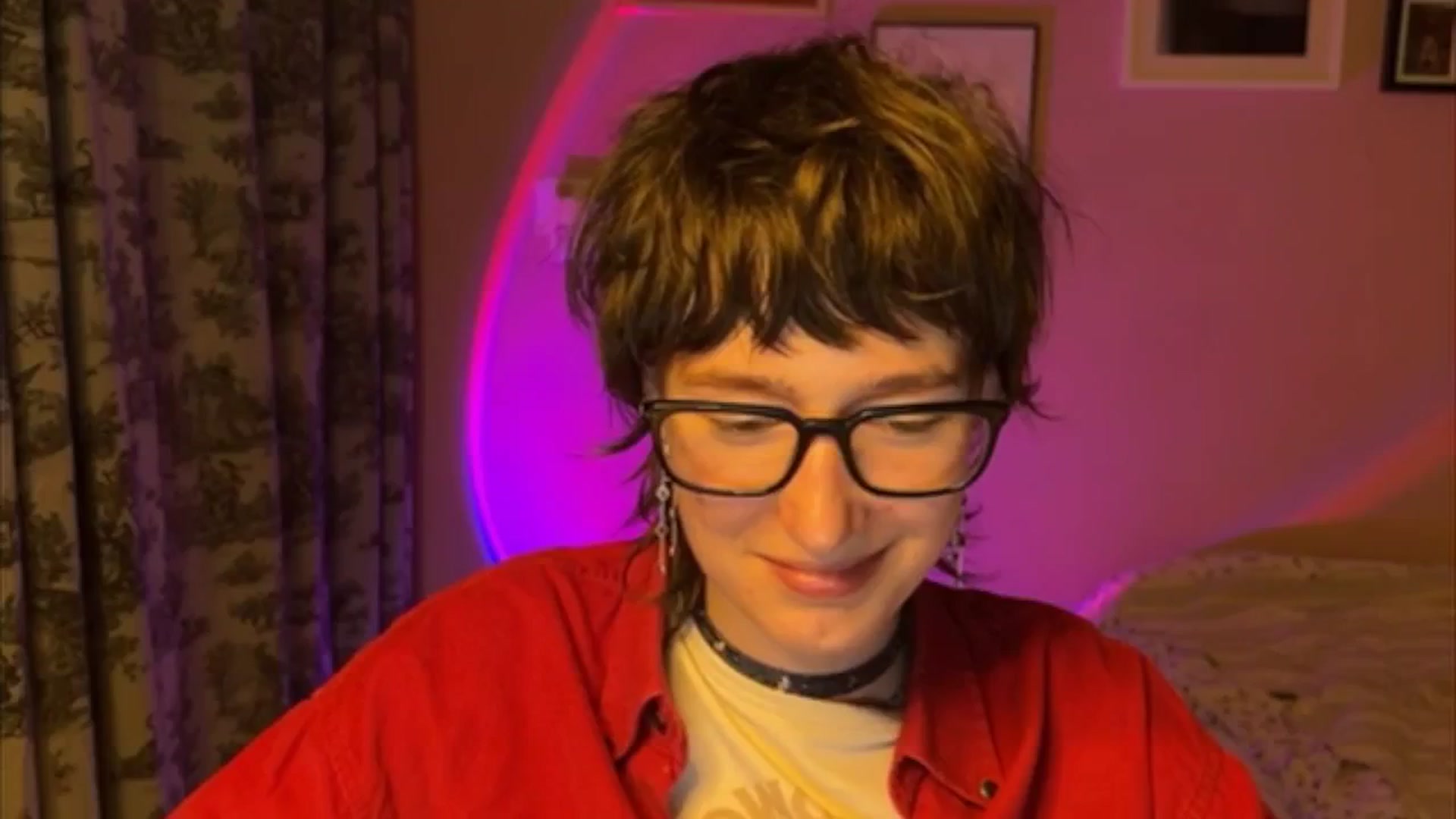 Gallery image thumbnail from LoooneyTunes's myfreecams stream on, 06/05/2025, 22:23 image 11 of 20