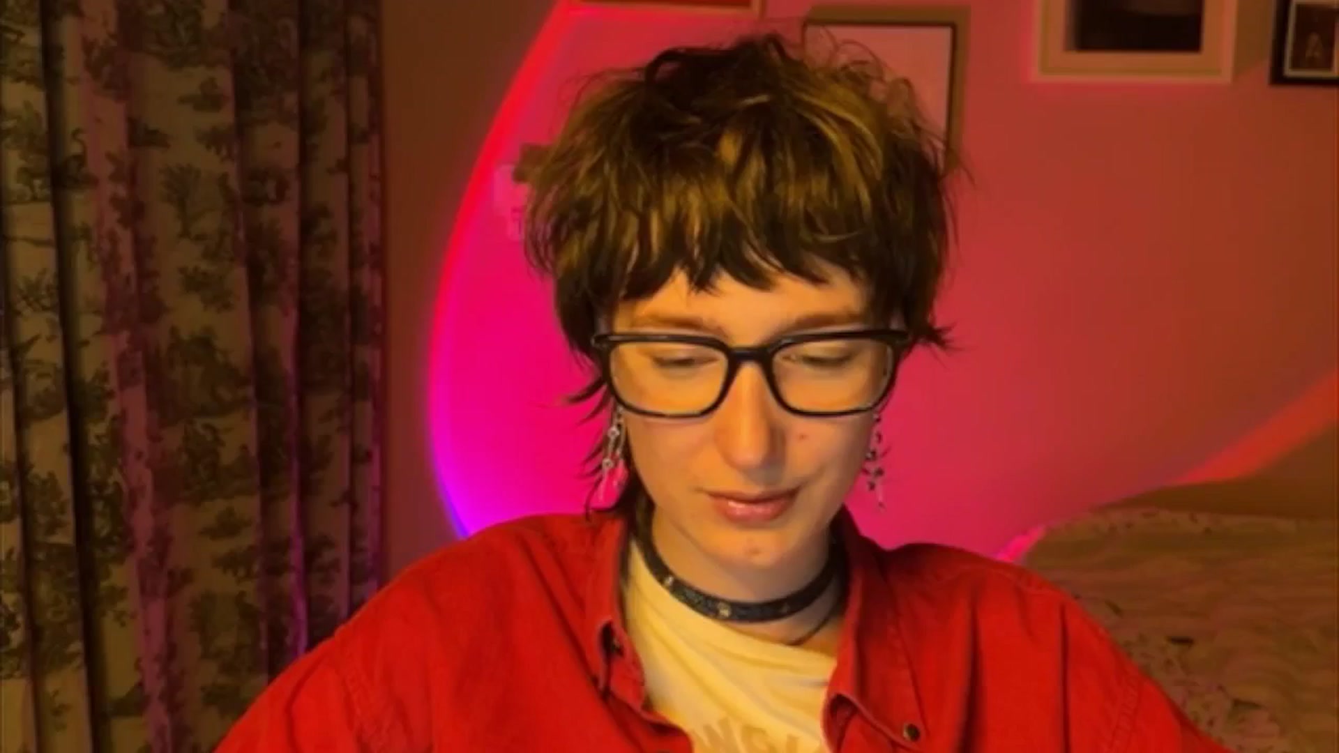 Gallery image thumbnail from LoooneyTunes's myfreecams stream on, 06/05/2025, 22:23 image 1 of 20