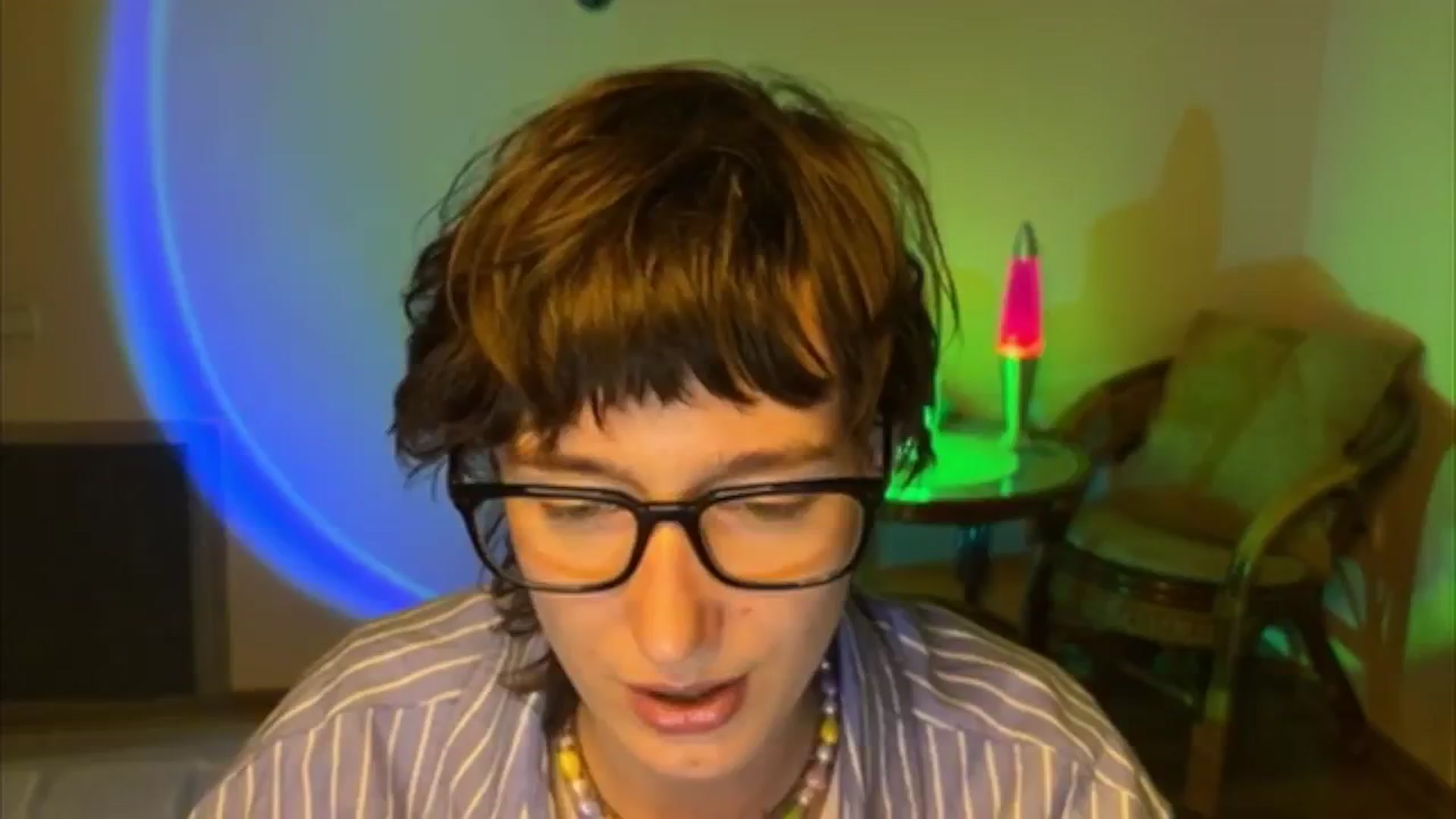 Gallery image thumbnail from LoooneyTunes's myfreecams stream on, 06/07/2025, 19:27 image 17 of 20