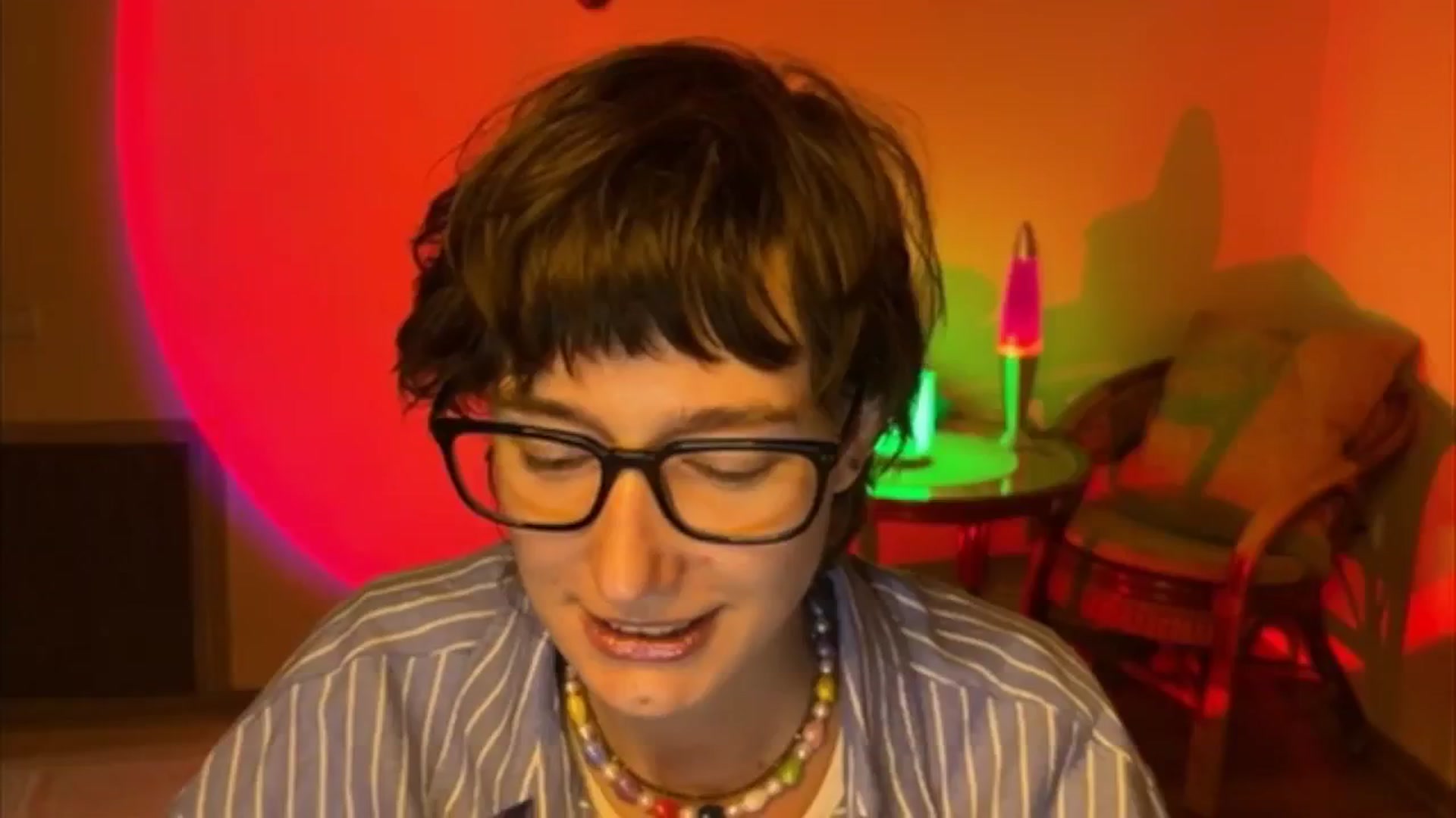 Gallery image thumbnail from LoooneyTunes's myfreecams stream on, 06/07/2025, 19:27 image 16 of 20