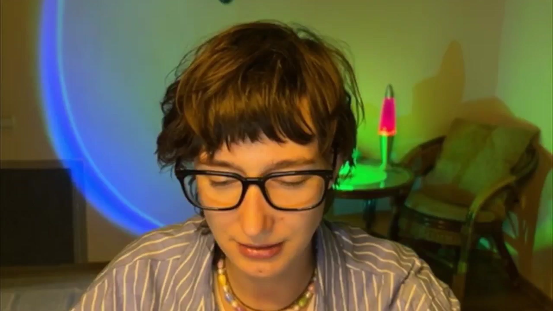 Gallery image thumbnail from LoooneyTunes's myfreecams stream on, 06/07/2025, 19:27 image 15 of 20
