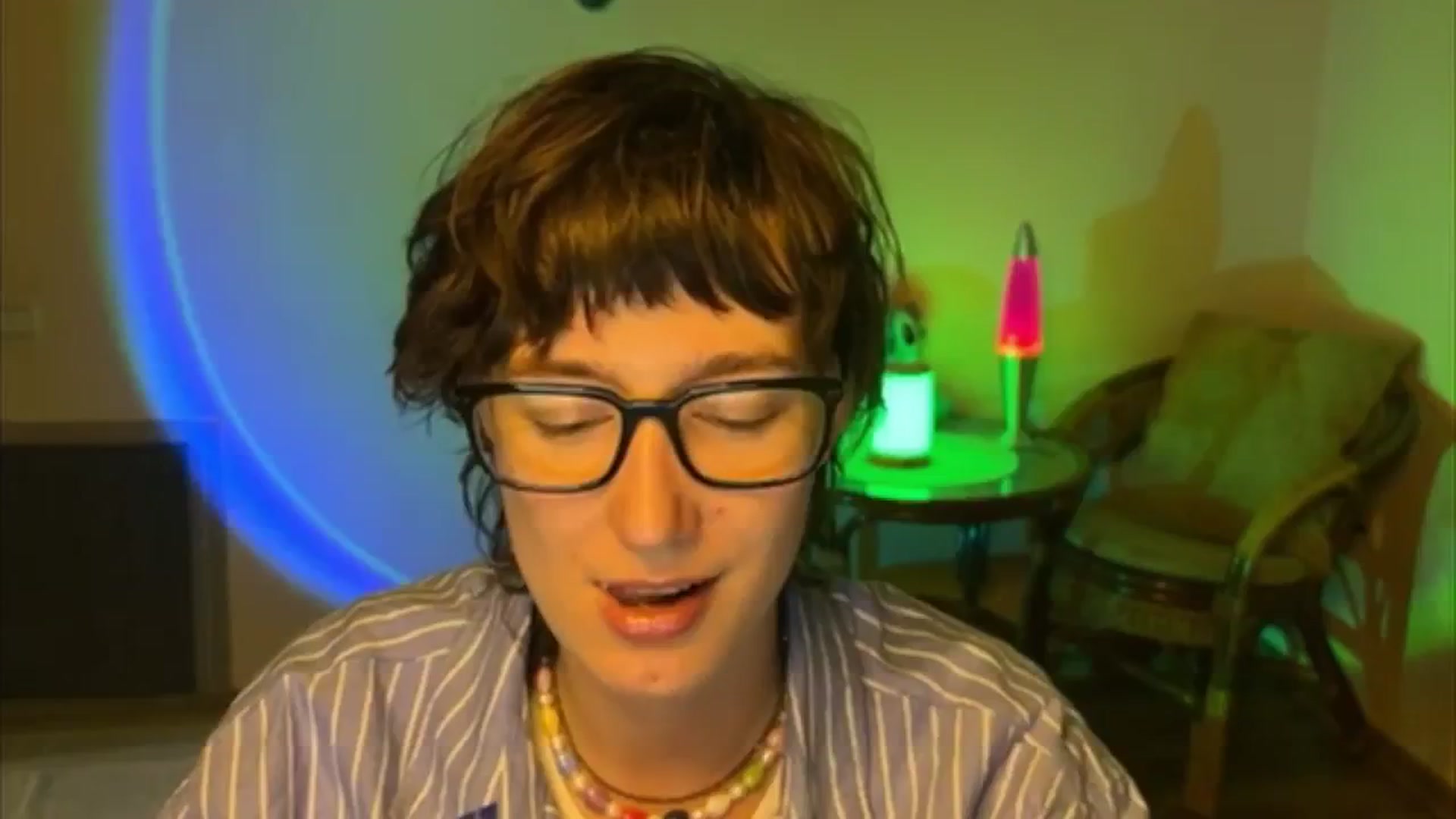 Gallery image thumbnail from LoooneyTunes's myfreecams stream on, 06/07/2025, 19:27 image 13 of 20