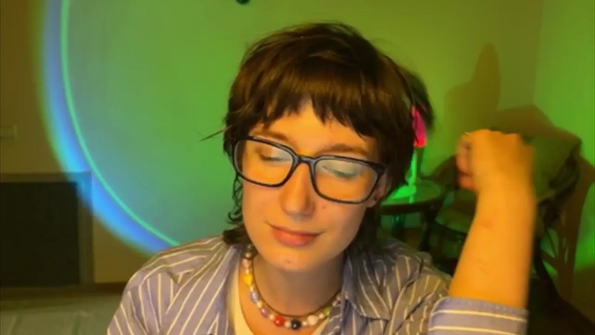 Gallery image thumbnail from LoooneyTunes's myfreecams stream on, 06/07/2025, 20:31 image 18 of 20