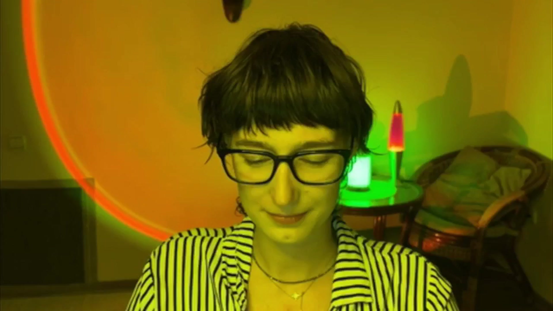 Gallery image thumbnail from LoooneyTunes's myfreecams stream on, 06/09/2025, 21:15 image 11 of 20