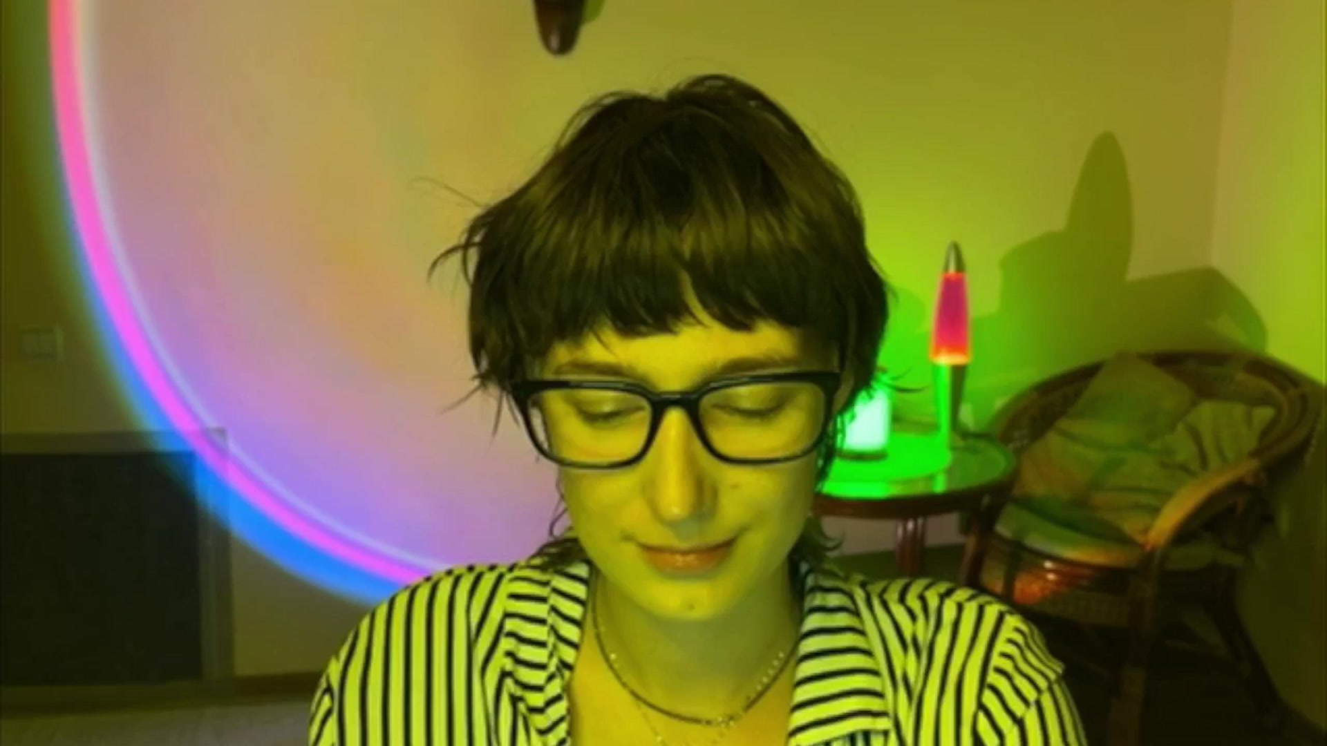 Gallery image thumbnail from LoooneyTunes's myfreecams stream on, 06/09/2025, 21:15 image 1 of 20