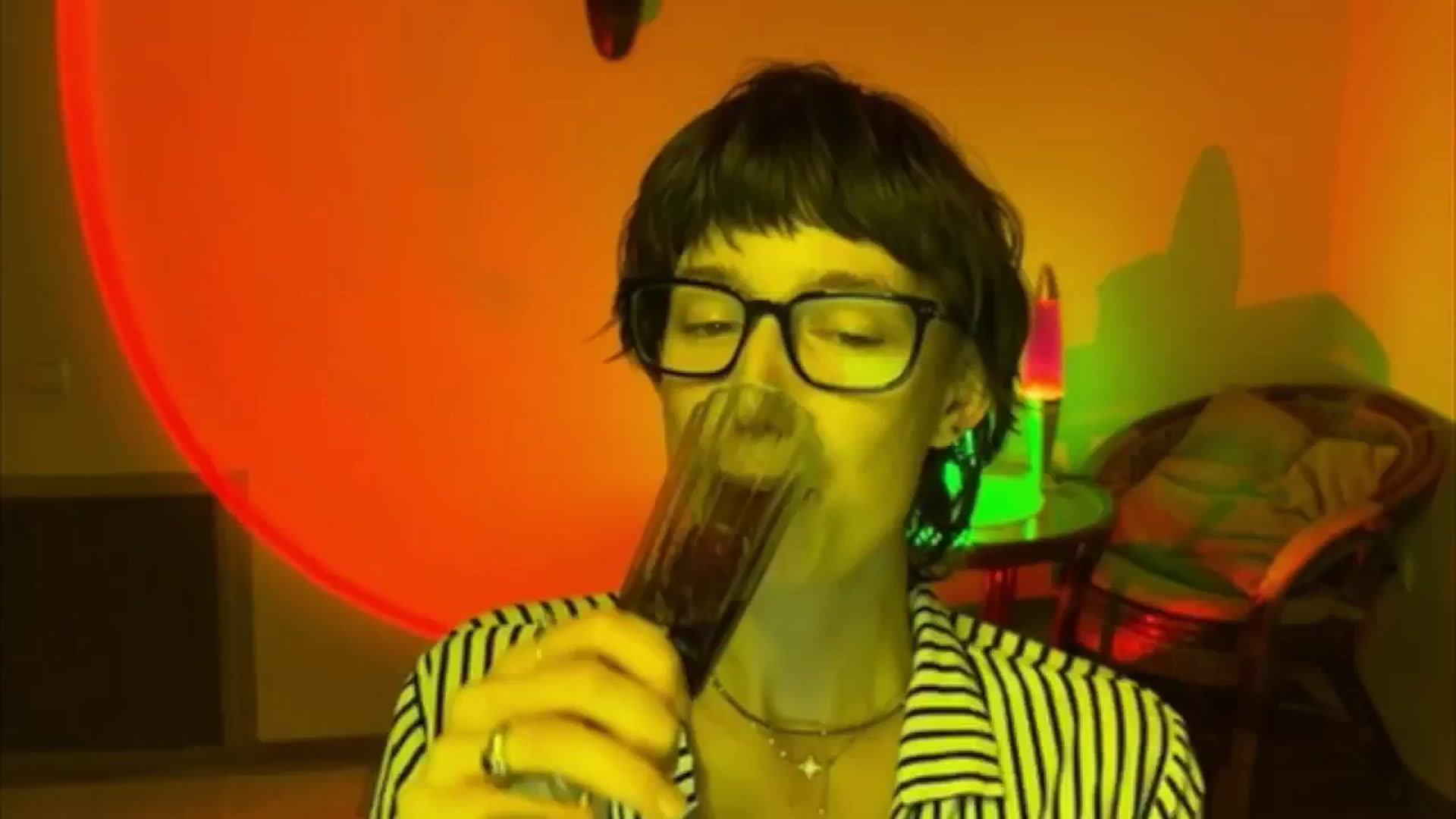 Gallery image thumbnail from LoooneyTunes's myfreecams stream on, 06/09/2025, 21:15 image 16 of 20