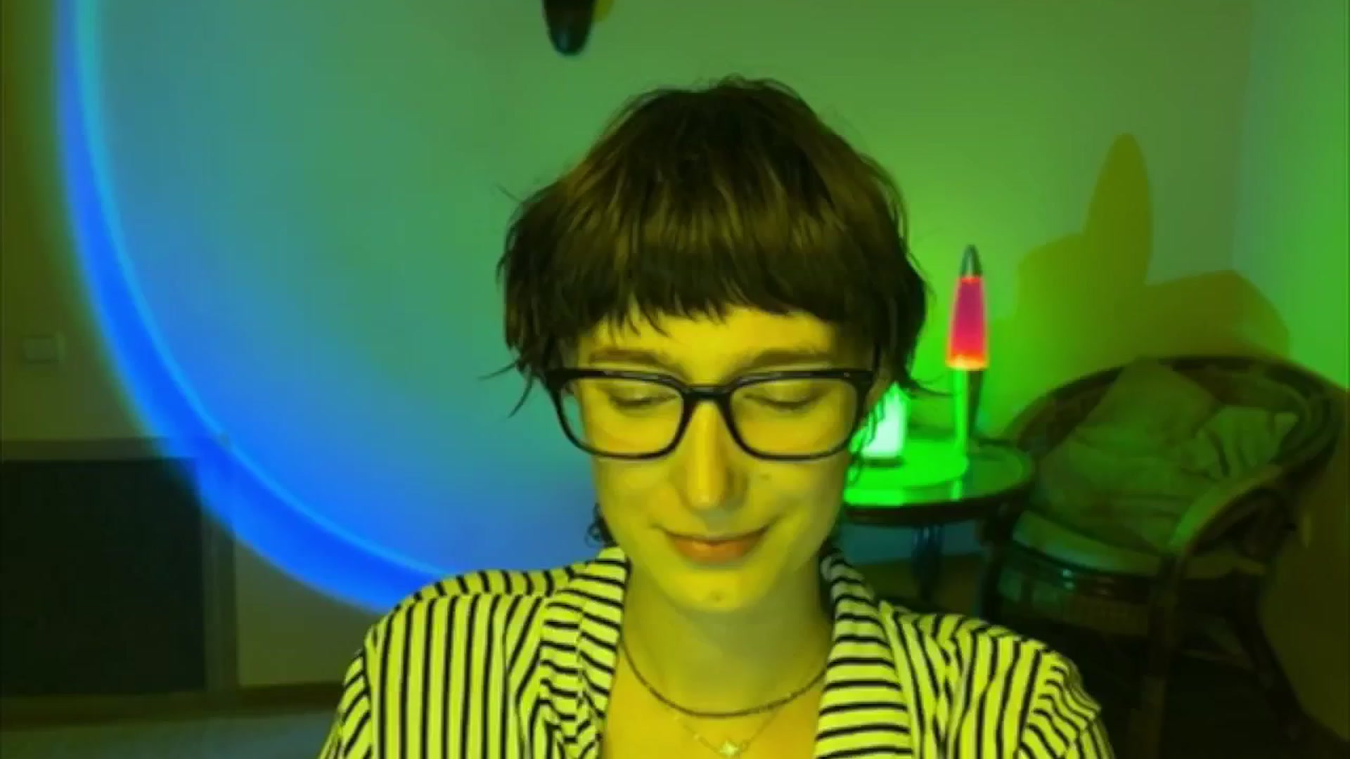 Gallery image thumbnail from LoooneyTunes's myfreecams stream on, 06/09/2025, 21:15 image 12 of 20