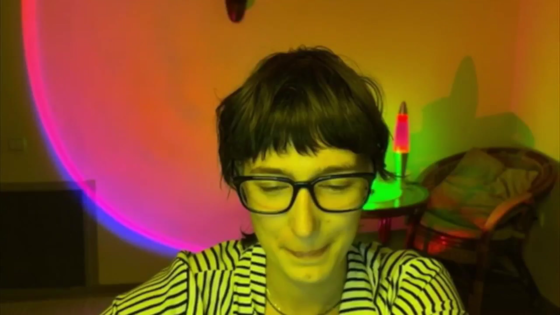 Gallery image thumbnail from LoooneyTunes's myfreecams stream on, 06/09/2025, 22:21 image 3 of 20
