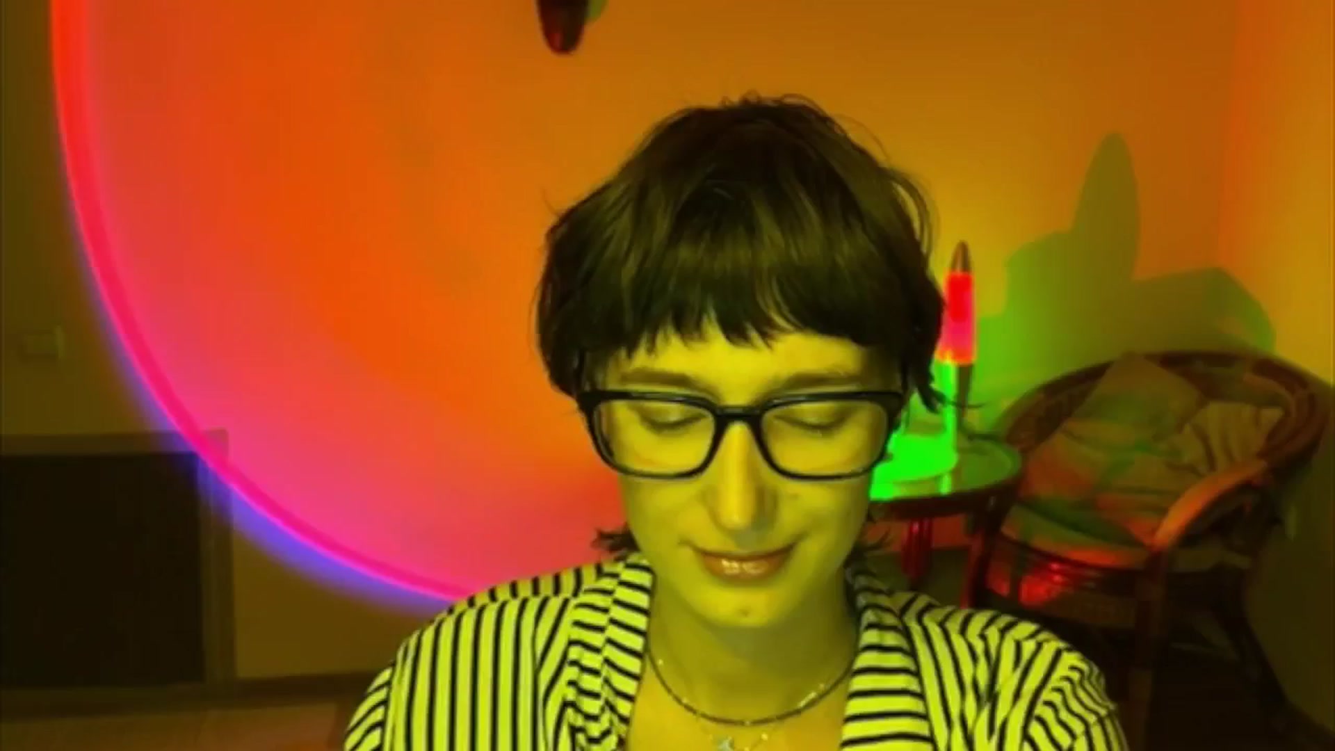 Gallery image thumbnail from LoooneyTunes's myfreecams stream on, 06/09/2025, 22:21 image 15 of 20