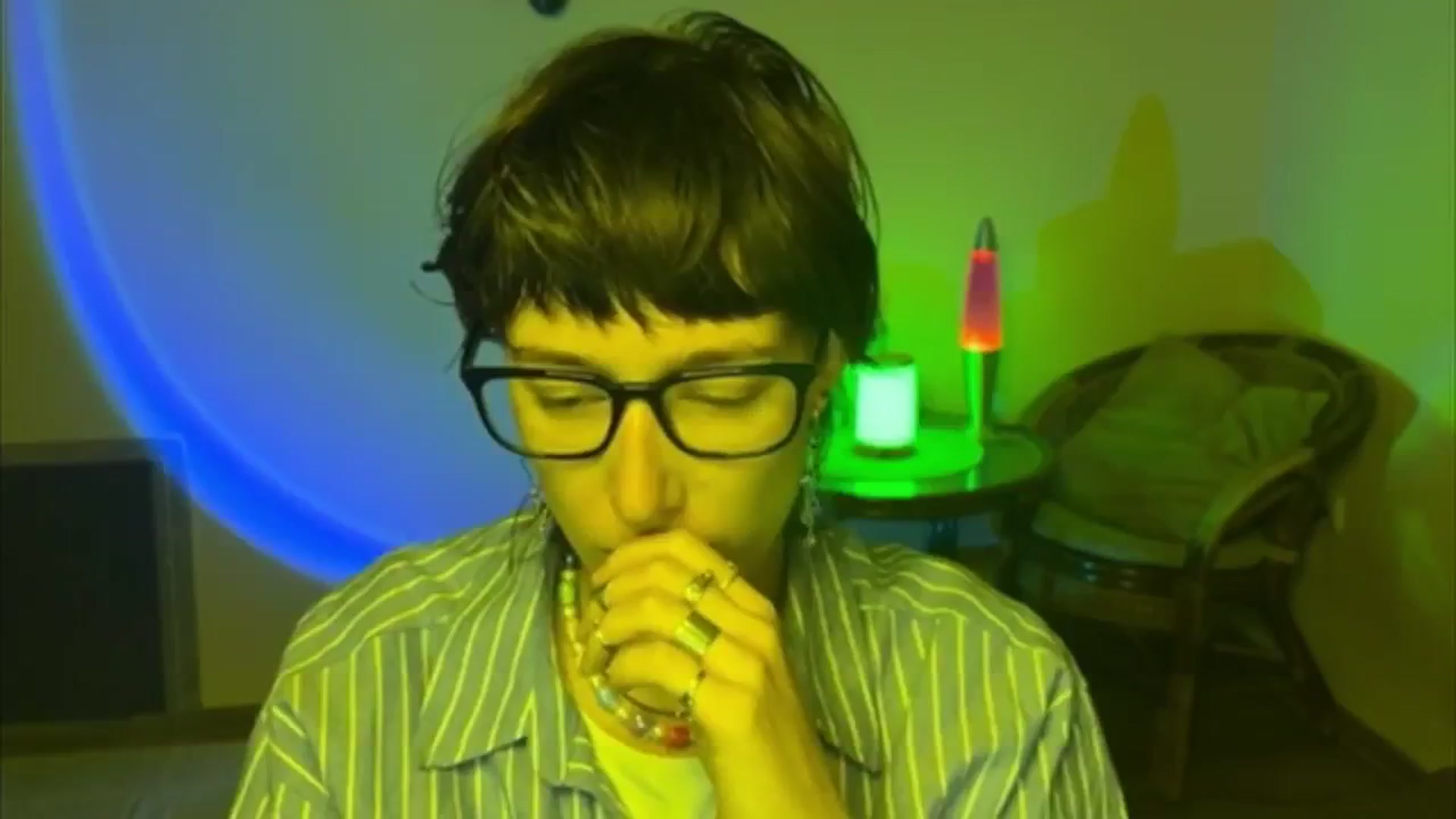 Gallery image thumbnail from LoooneyTunes's myfreecams stream on, 06/10/2025, 19:27 image 13 of 20