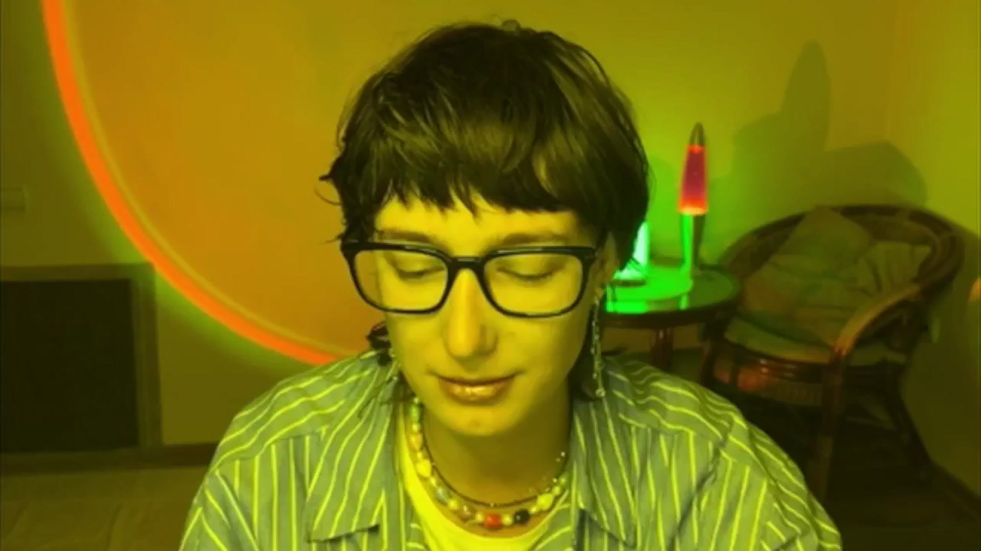 Gallery image thumbnail from LoooneyTunes's myfreecams stream on, 06/10/2025, 19:58 image 18 of 20
