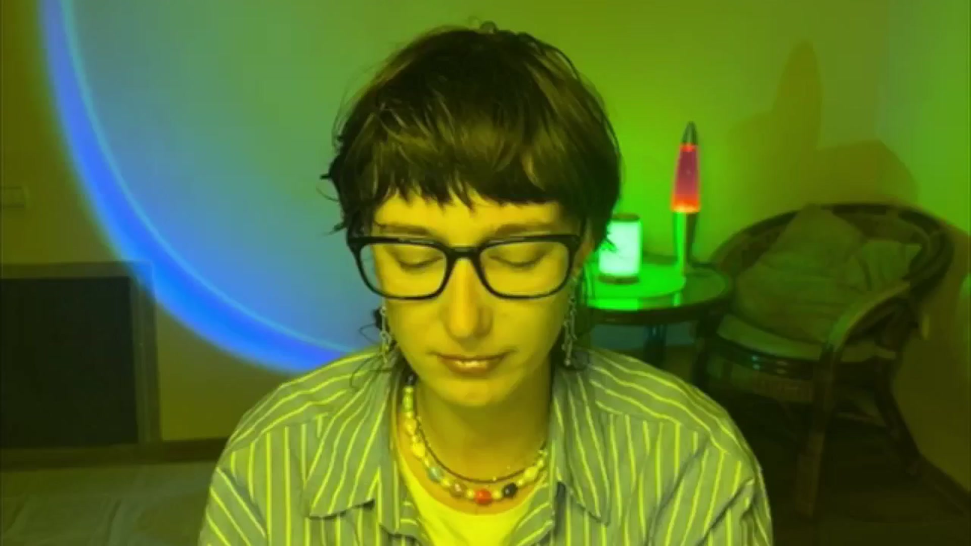 Gallery image thumbnail from LoooneyTunes's myfreecams stream on, 06/10/2025, 19:58 image 16 of 20